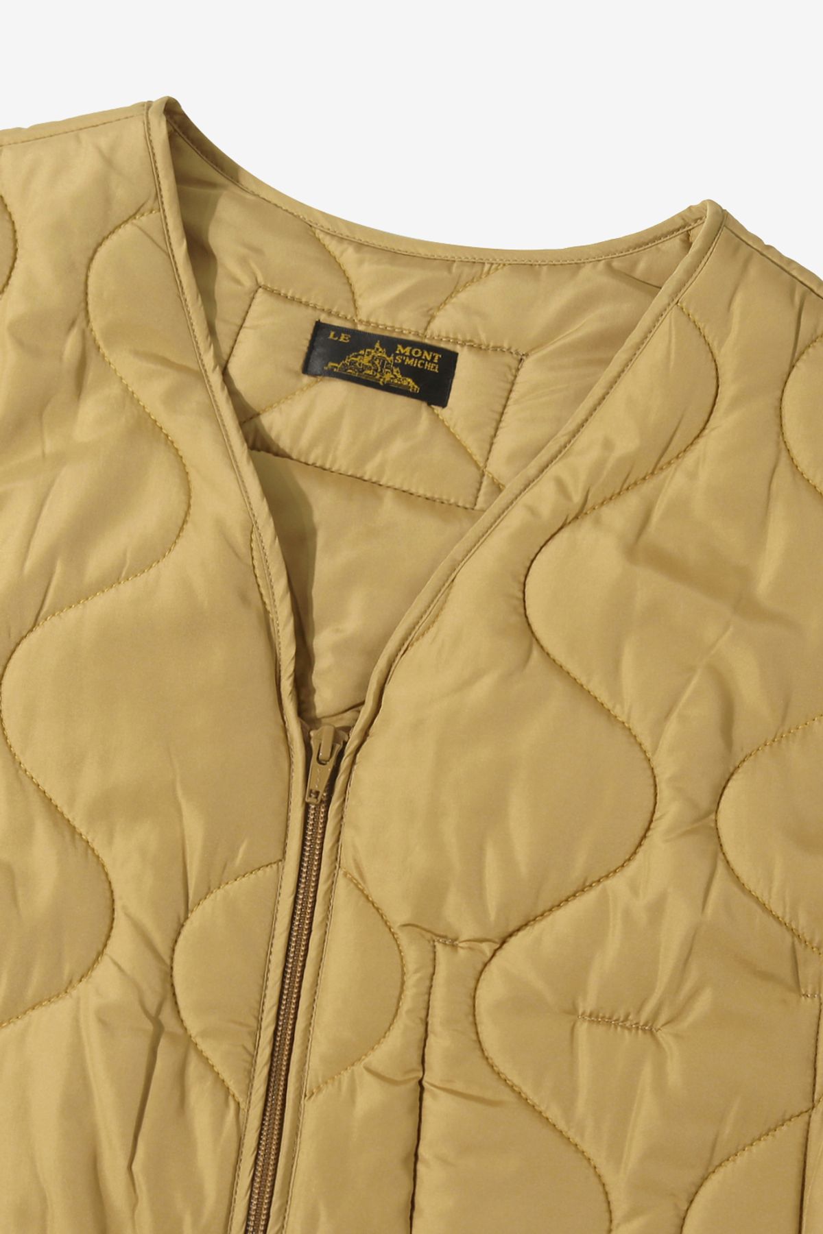 르몽생미셸(LE MONT ST MICHEL) VINIS- sleeveless padded Vest_Camel