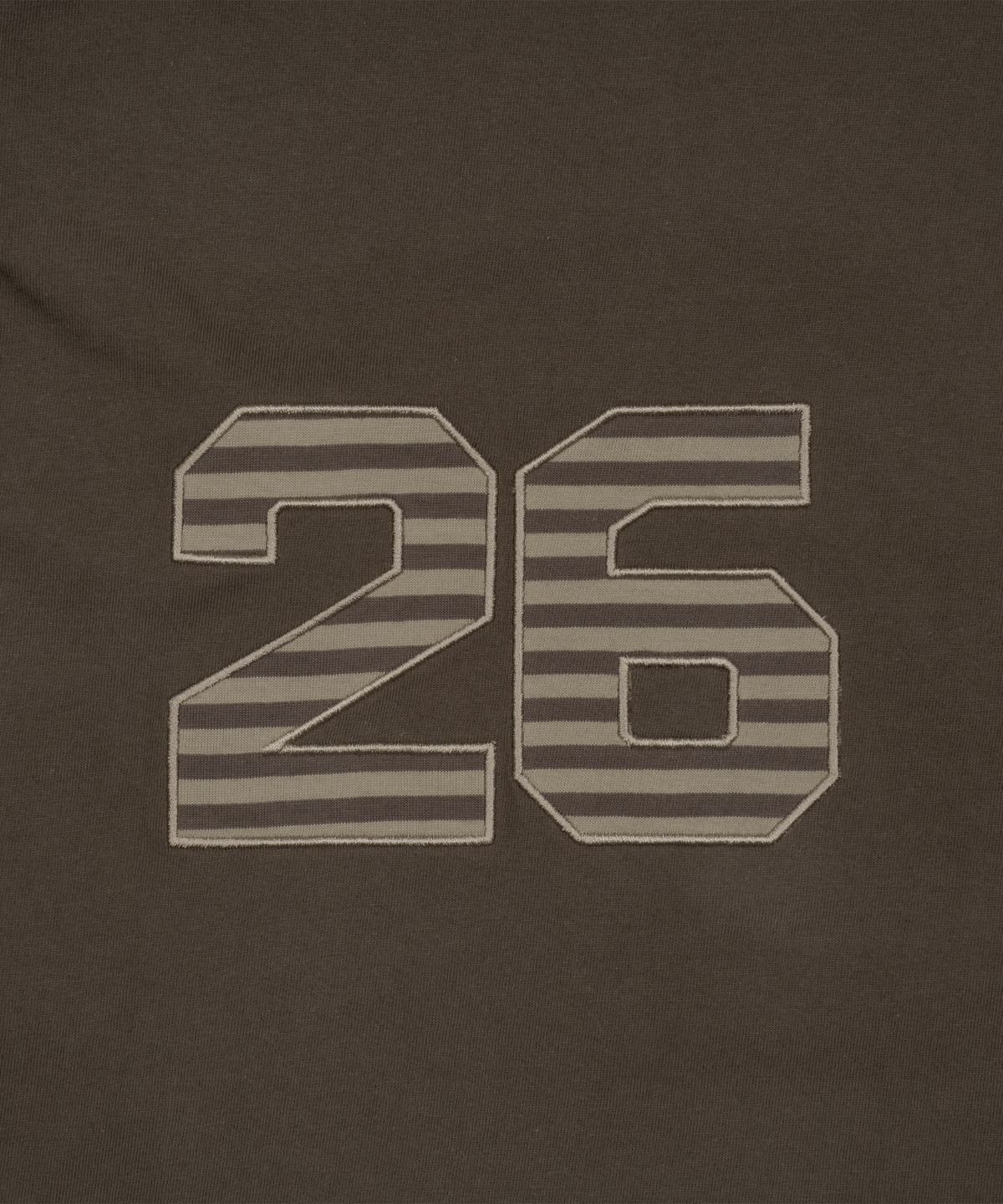 더콜디스트모먼트(THE COLDEST MOMENT) TCM 26 long sleeve (brown)