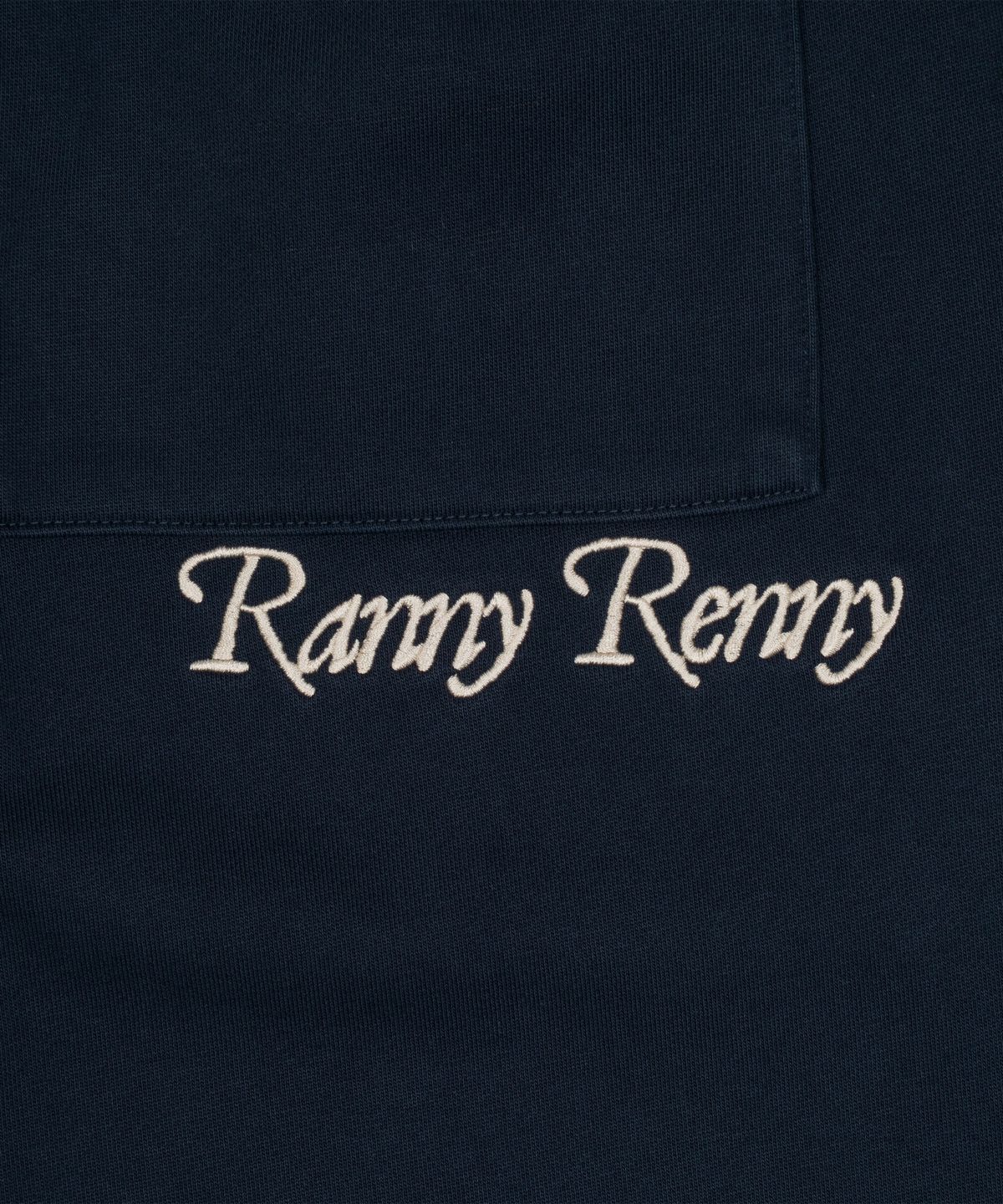 더콜디스트모먼트(THE COLDEST MOMENT) TCM on sweat pants (navy)