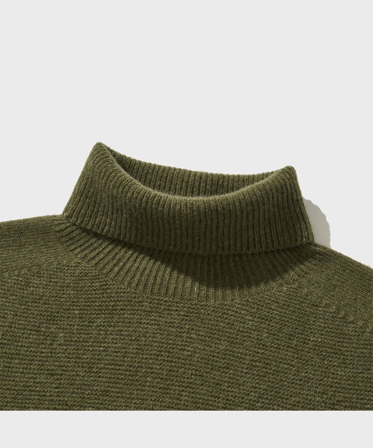 비디알(VDR) WHOLE GARMENT DOUBLE FACE TURTLENECK [Olive]