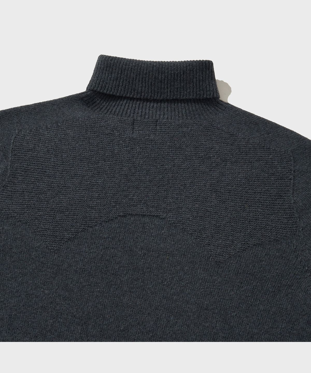 비디알(VDR) WHOLE GARMENT DOUBLE FACE TURTLENECK [Midnight Navy]