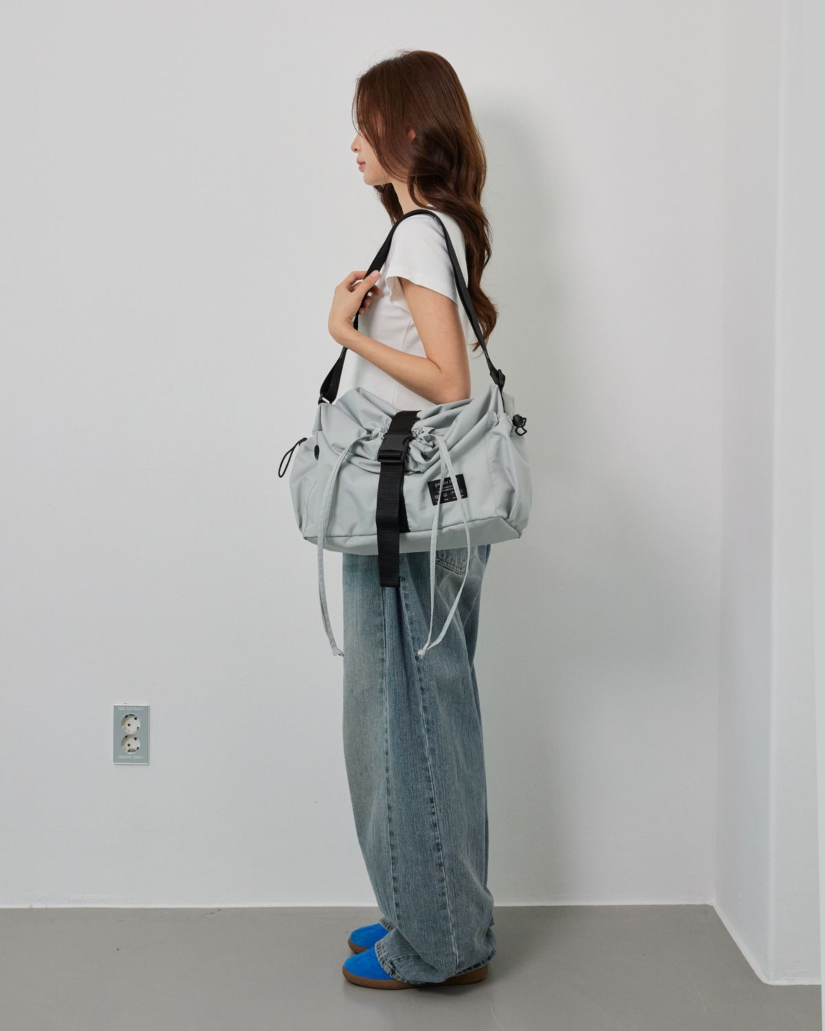 프로젝트 1907(PROJECT1907) [PLASTIC] String Hobobag (Light Grey)