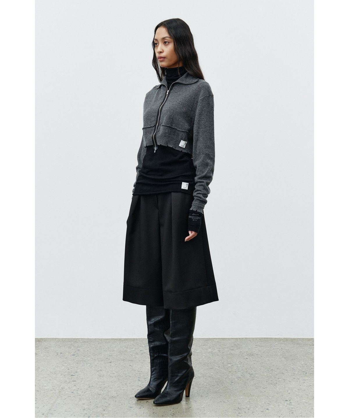 래코드(RECODE) Two tuck Capri Pants RQPAW25530BKX