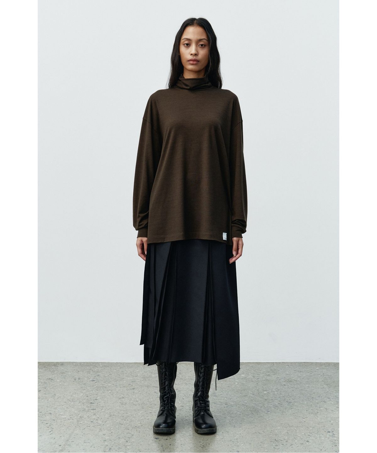 래코드(RECODE) Unbalanced Pleats Skirt RQKAA25593BKX