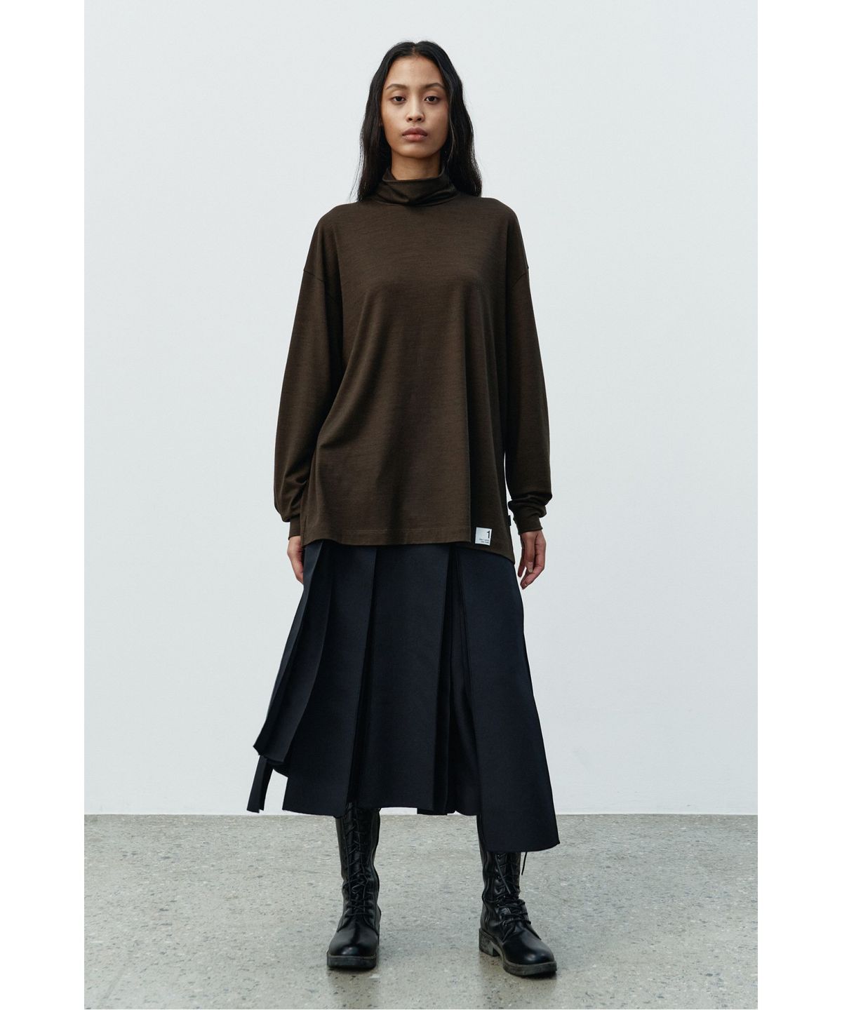 래코드(RECODE) Unbalanced Pleats Skirt RQKAA25593BKX