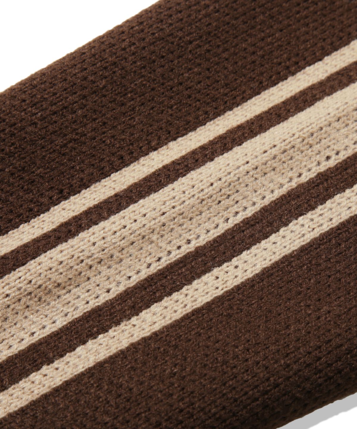 트릴리온(TRILLION) 워셔블 레글런 헤어리 그래픽 트랙 니트_베이지