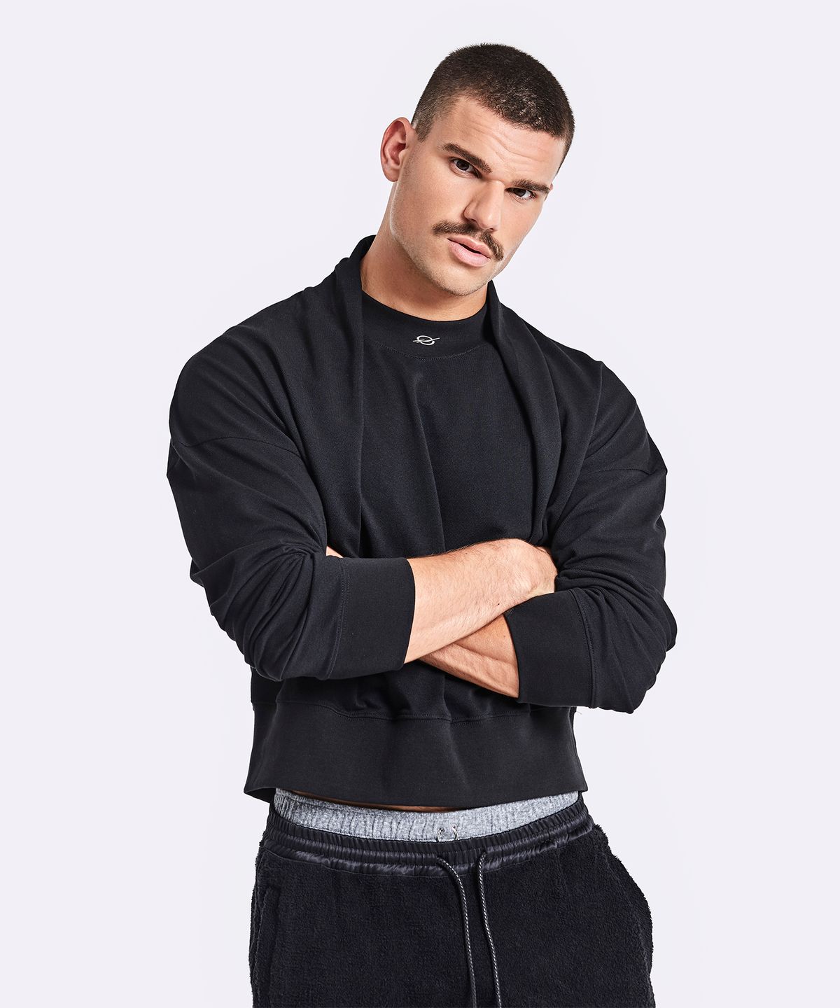51퍼센트(51PERCENT) Shawl longsleeve - black