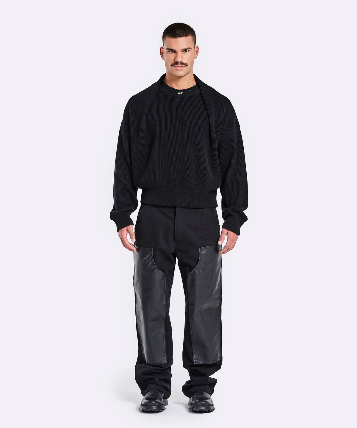 51퍼센트(51PERCENT) Carpenter pants - black