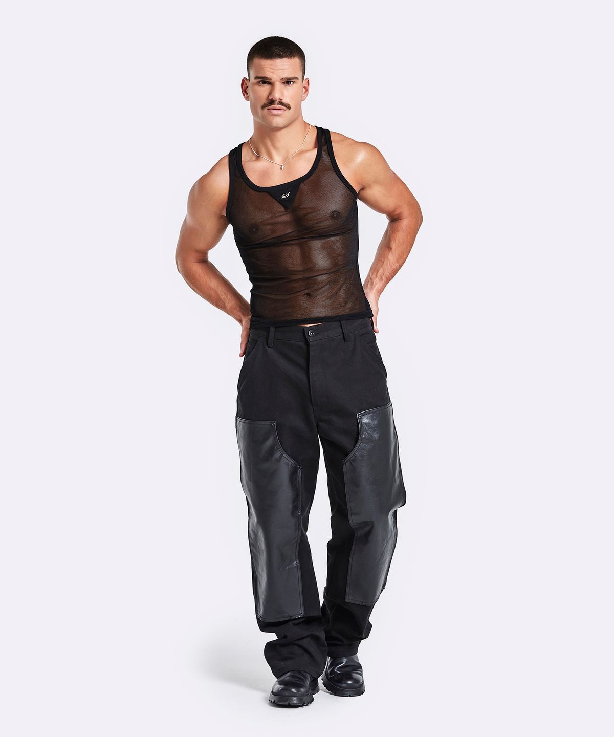 51퍼센트(51PERCENT) Carpenter pants - black