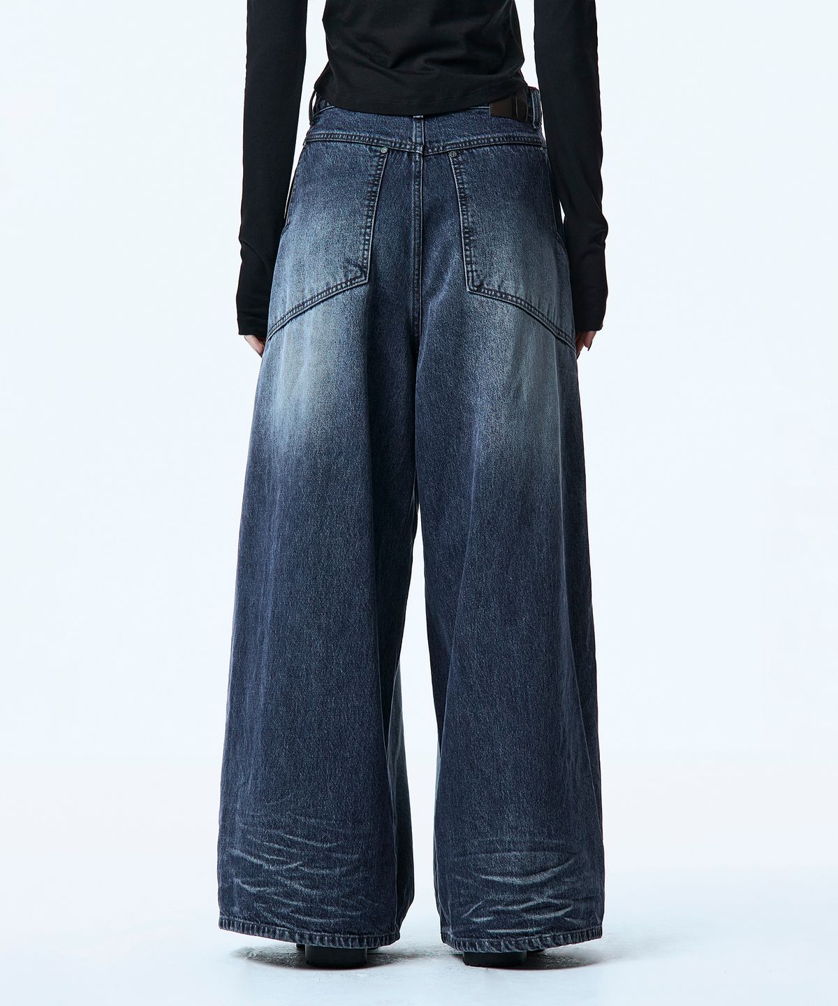 트리밍버드(TREEMINGBIRD) Handcrafted Faded Denim Pants [ Blue ]