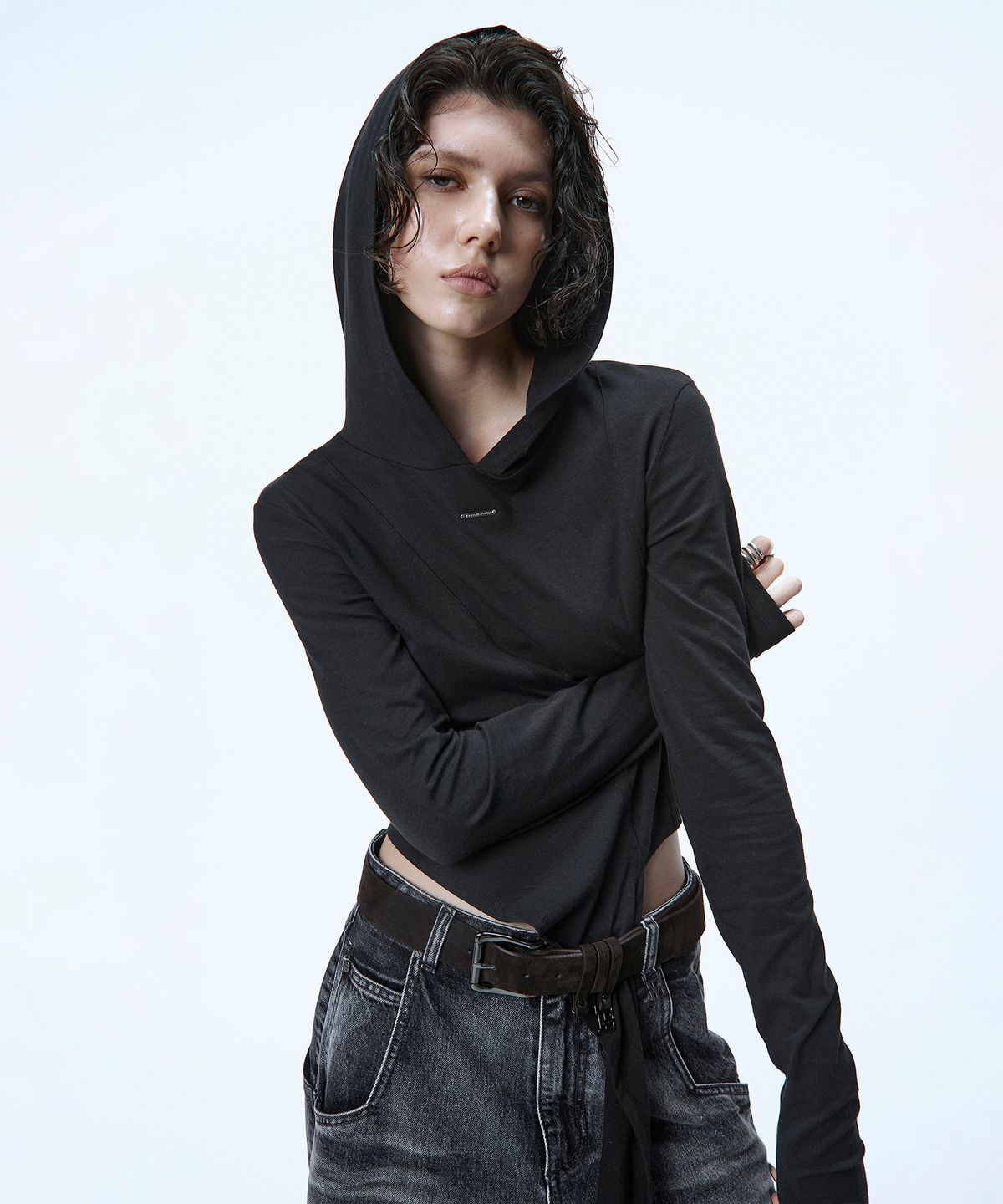 트리밍버드(TREEMINGBIRD) Tie Long Sleeve Hoodie [ Black ]