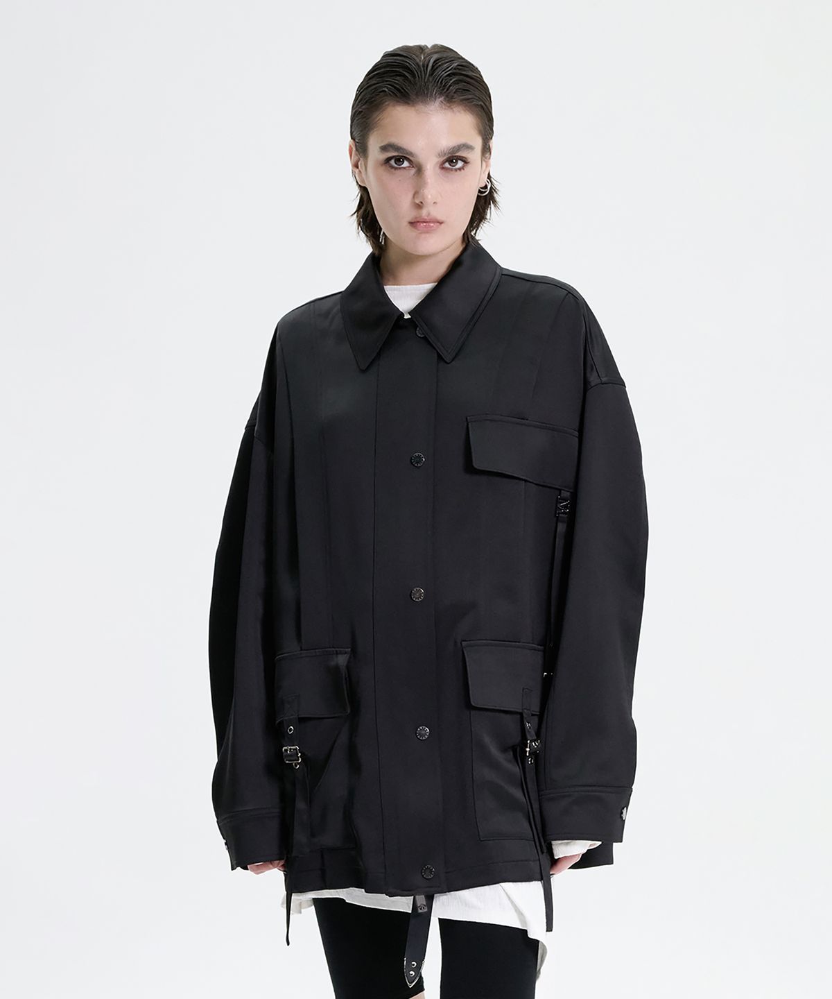 트리밍버드(TREEMINGBIRD) Glossy Satin Strap Jacket [ Black ]