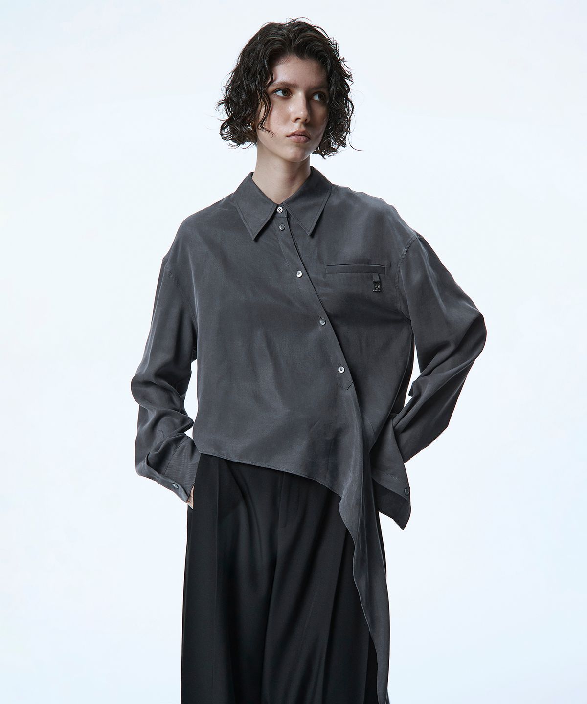 트리밍버드(TREEMINGBIRD) Asymmetric Wrap Tie Shirt [ Gray ]