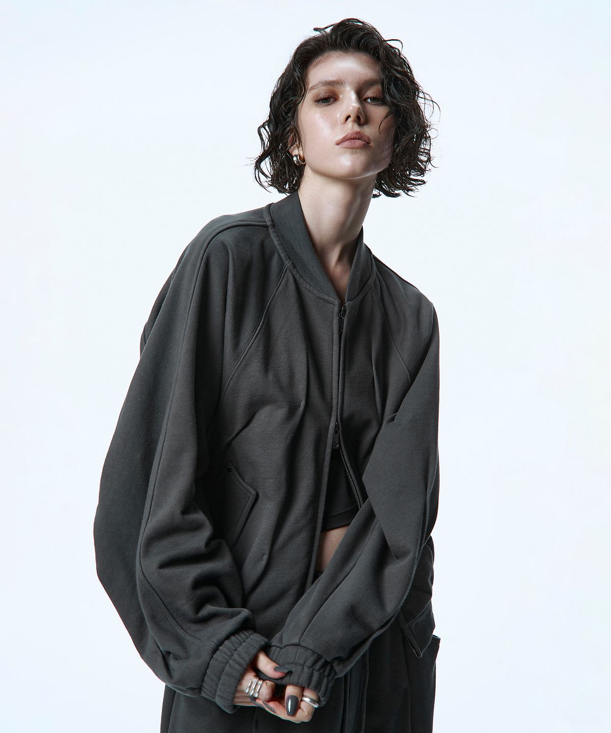 트리밍버드(TREEMINGBIRD) Bar-Tack Set-up Sweat Jumper [ Charcoal ]