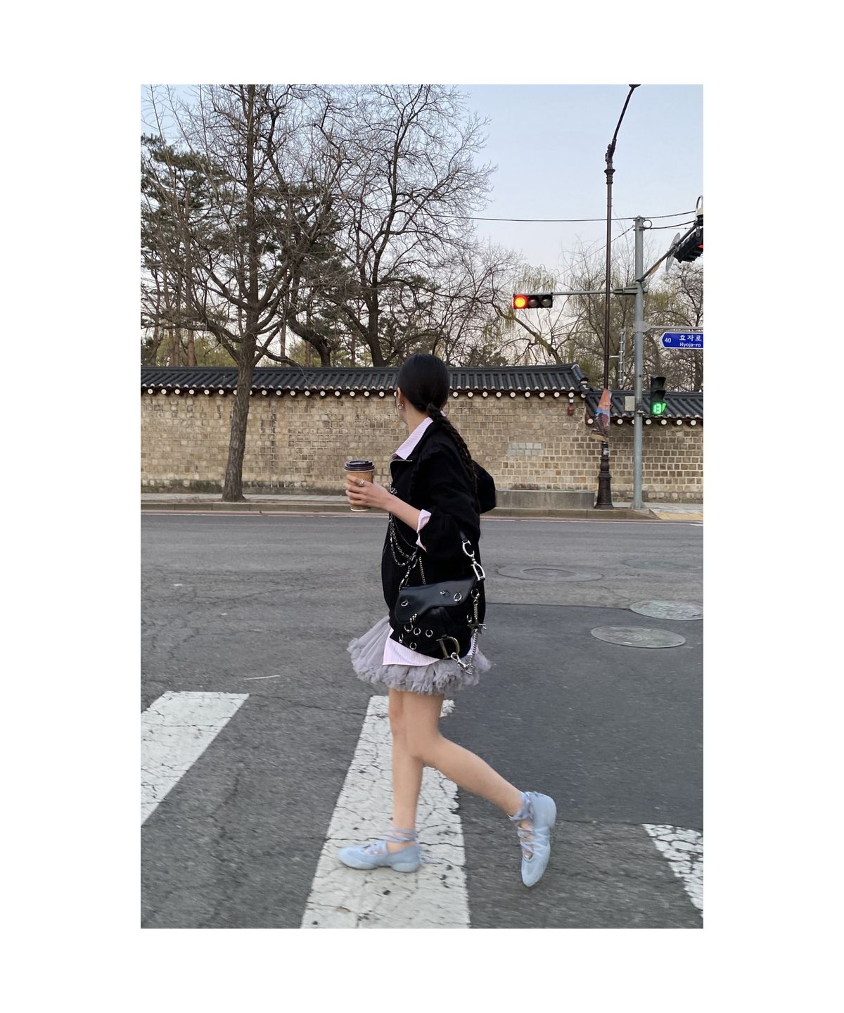 럭키슈에뜨(LUCKY CHOUETTE) Frill Colored Jersey Jumper (black)_LAUAX25110BKX