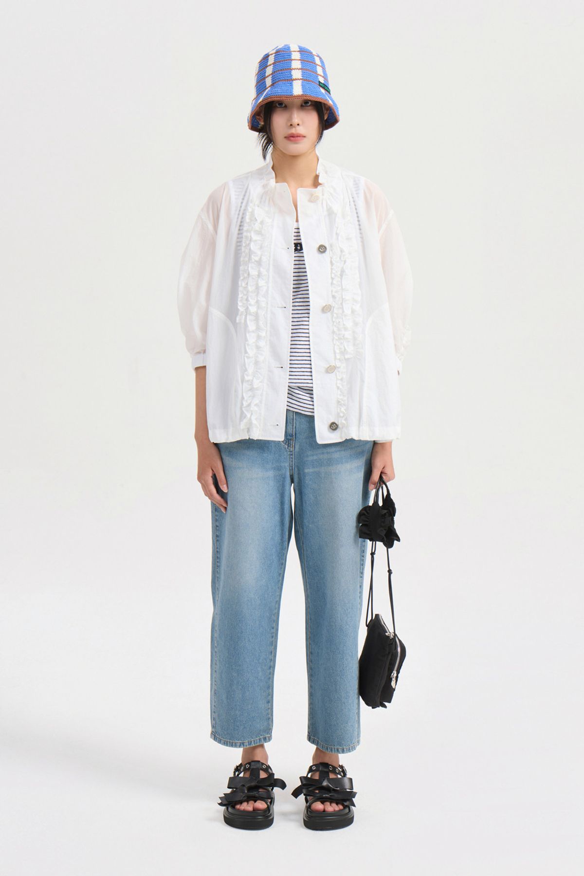 럭키슈에뜨(LUCKY CHOUETTE) Button Up Frill Jumper (white) LFUAM25610WHX