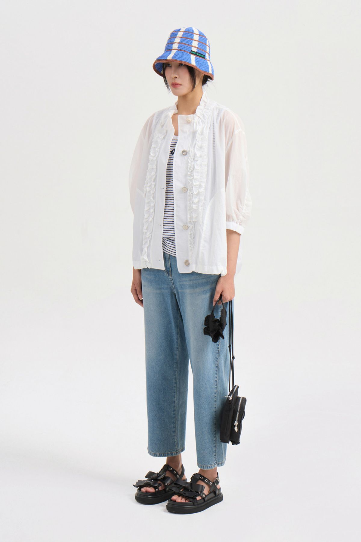 럭키슈에뜨(LUCKY CHOUETTE) Button Up Frill Jumper (white) LFUAM25610WHX