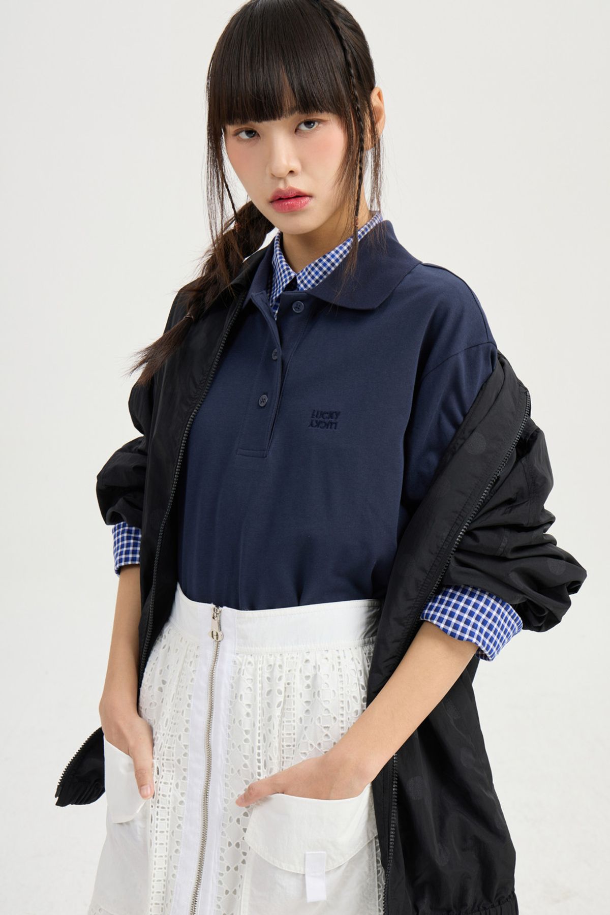 럭키슈에뜨(LUCKY CHOUETTE) Dot Print Collar Jumper (black) LFUAM25420BKX