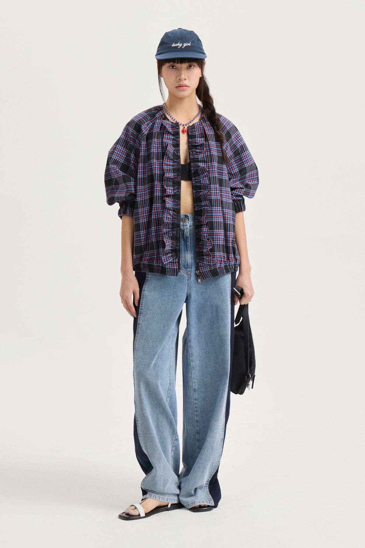 럭키슈에뜨(LUCKY CHOUETTE) Check Round Neck Front Frill Jumper (dark navy) LFUAM25500NYD