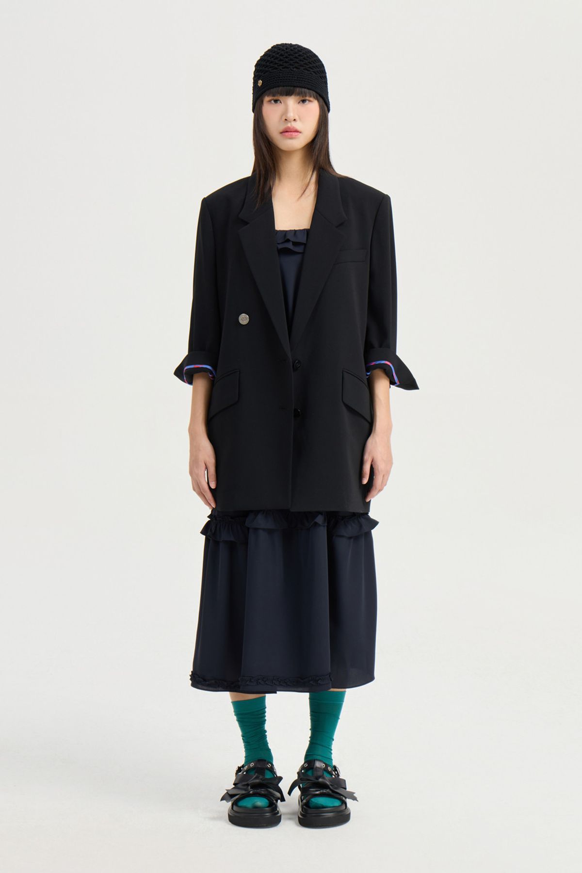 럭키슈에뜨(LUCKY CHOUETTE) Poly Single Three-Quarter Sleeved Jacket (black) LFJAM25425BKX