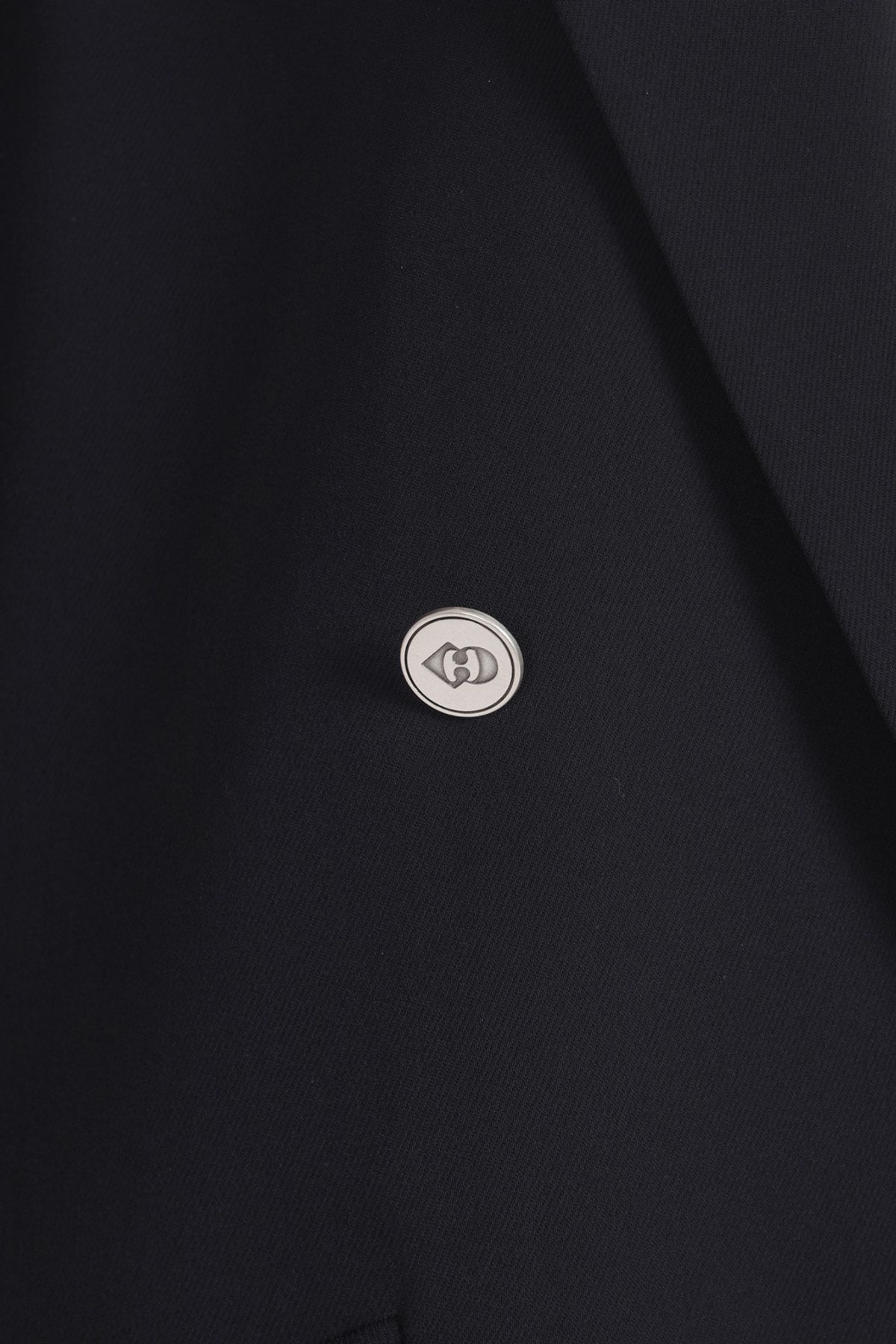 럭키슈에뜨(LUCKY CHOUETTE) Poly Single Three-Quarter Sleeved Jacket (black) LFJAM25425BKX