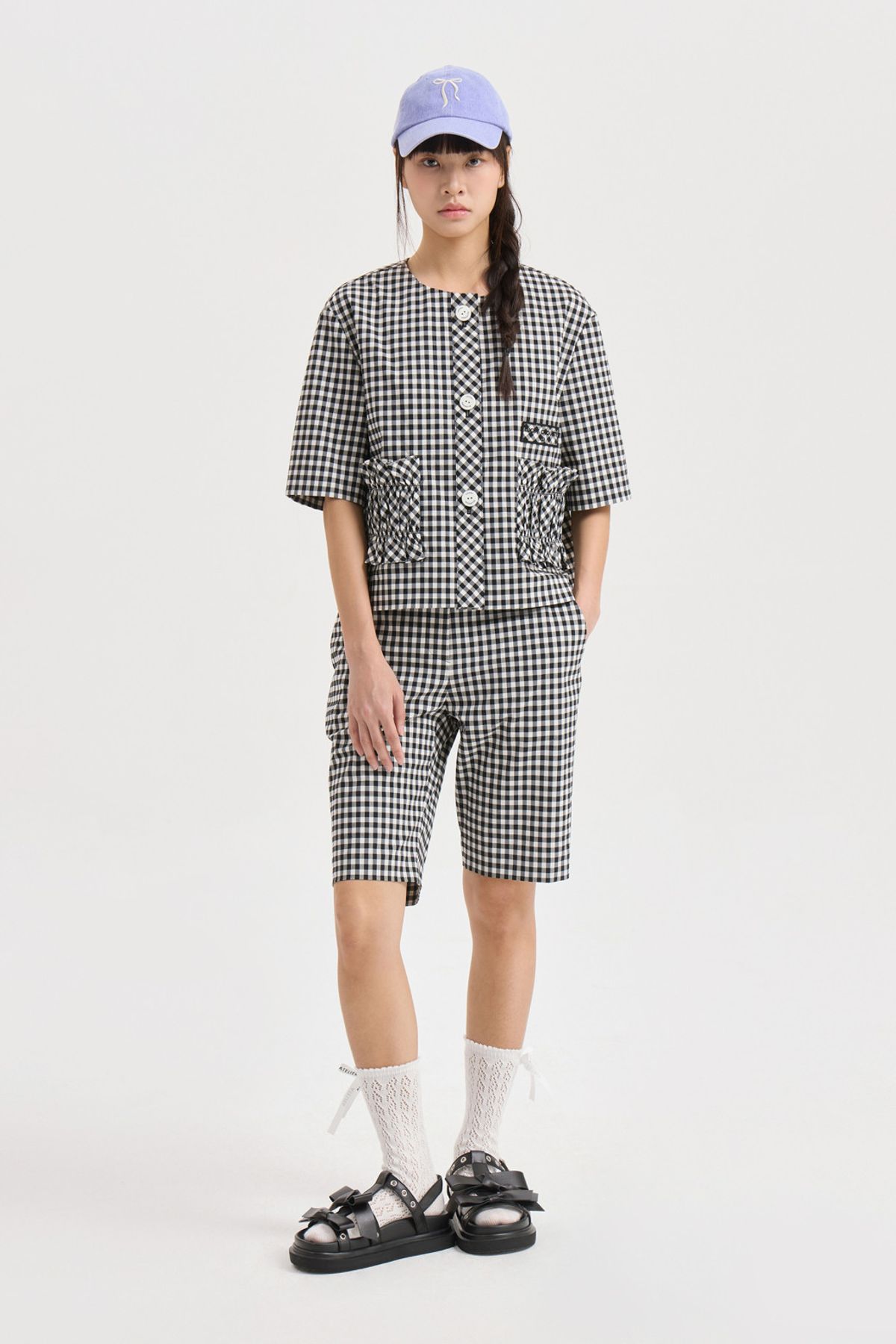 럭키슈에뜨(LUCKY CHOUETTE) Gingham Check Round Neck Half Sleeve Jacket (black) LFJAM25510BKX