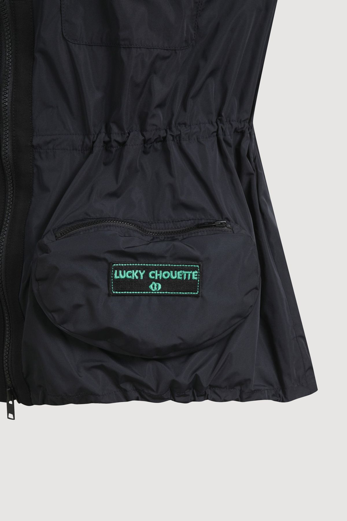 럭키슈에뜨(LUCKY CHOUETTE) Volume Pocket Zip Up Vest (dark navy) LFVAM25500NYD