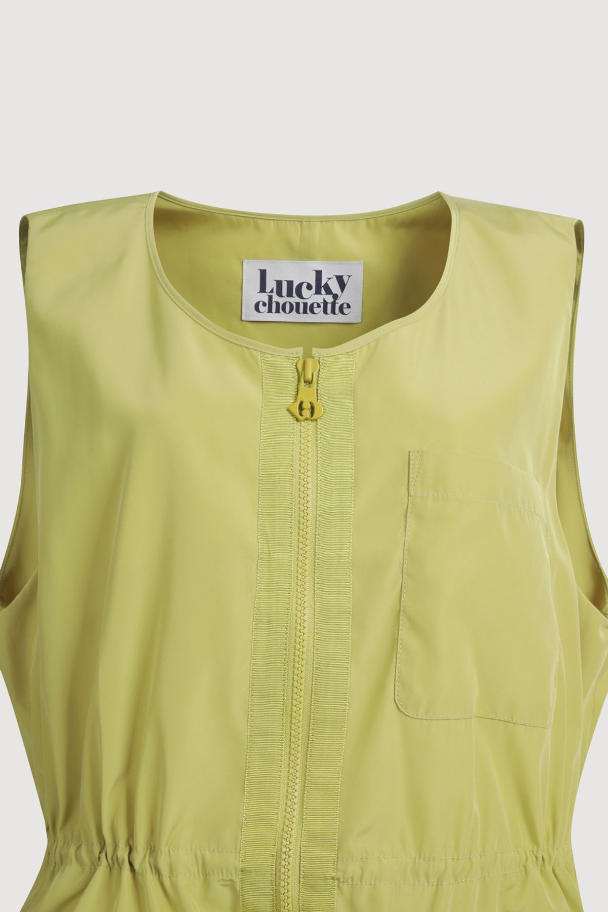 럭키슈에뜨(LUCKY CHOUETTE) Volume Pocket Zip Up Vest (olive) LFVAM25500OLV