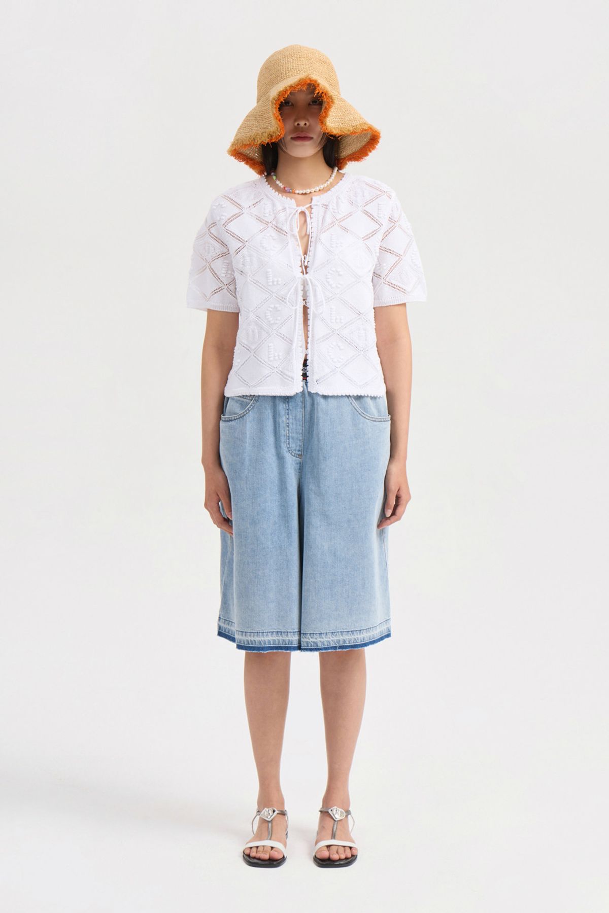 럭키슈에뜨(LUCKY CHOUETTE) Crochet Round Neck Half Sleeve Knit Cardigan (black) LFWCM25500WHX