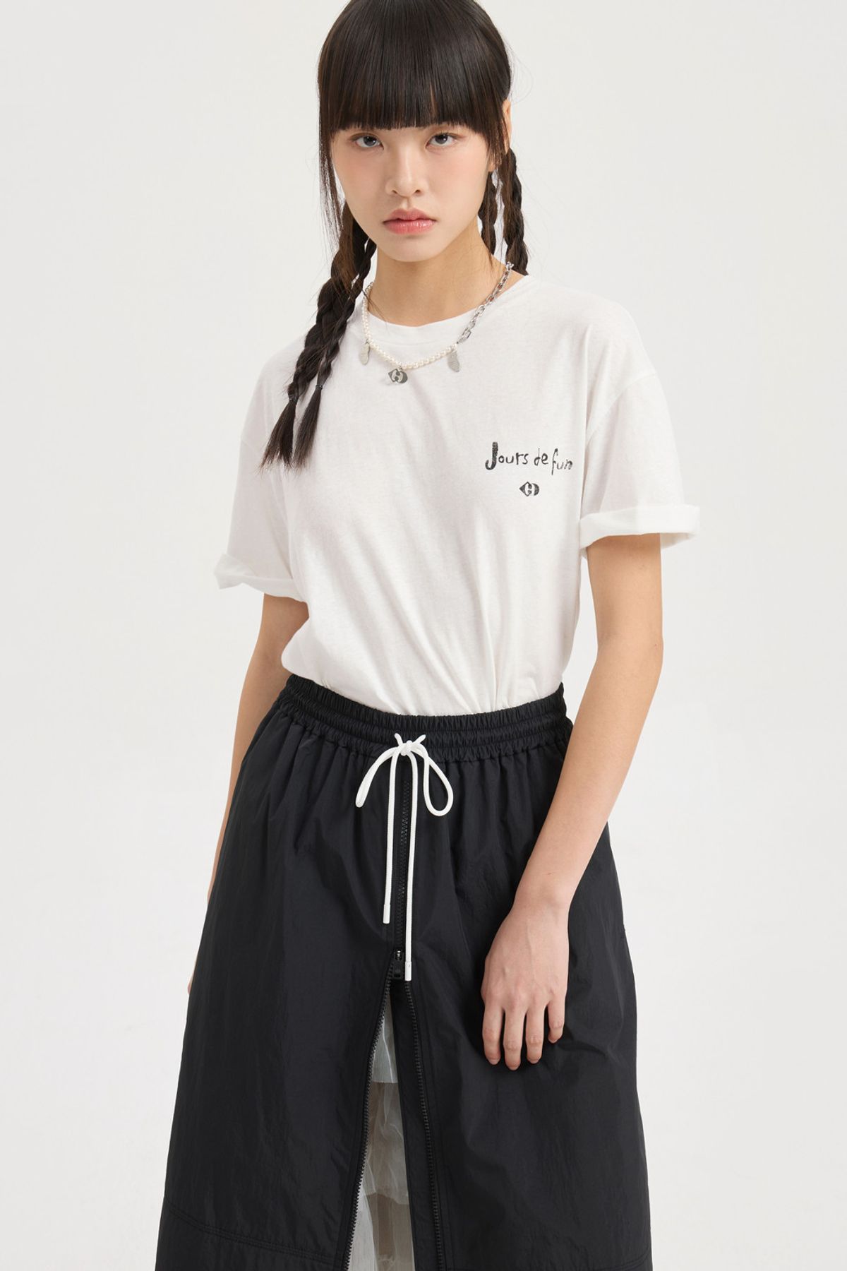 럭키슈에뜨(LUCKY CHOUETTE) Front Zipper A Line Banding Long Skirt (black) LFKAM25430BKX