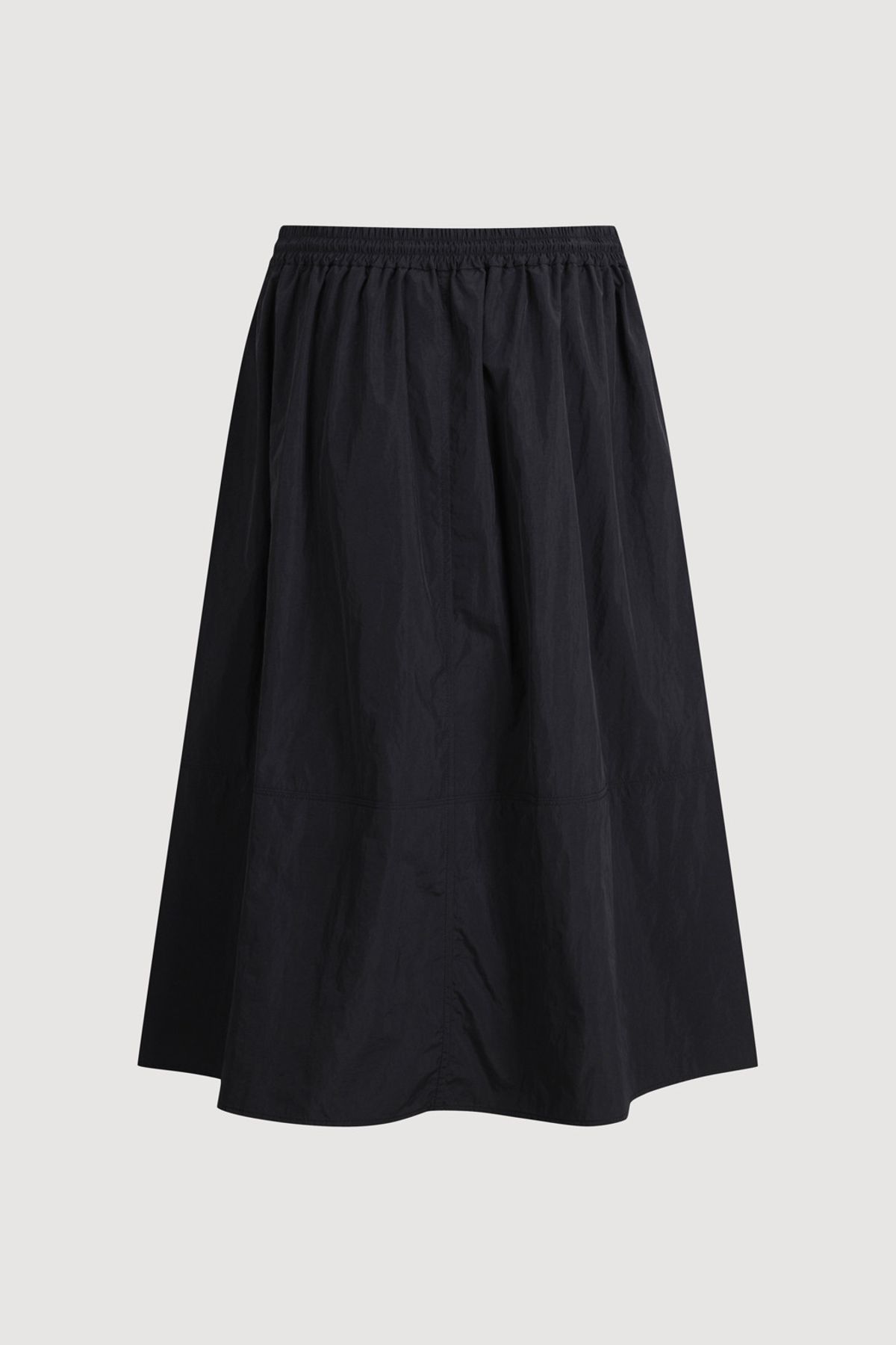 럭키슈에뜨(LUCKY CHOUETTE) Front Zipper A Line Banding Long Skirt (black) LFKAM25430BKX