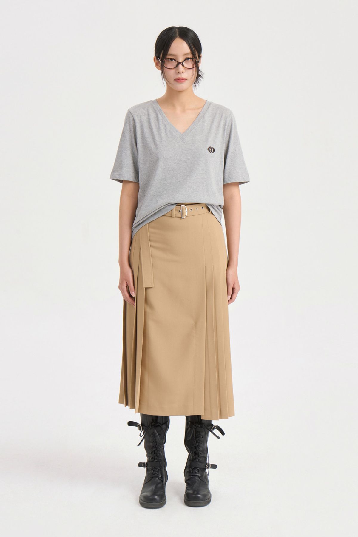 럭키슈에뜨(LUCKY CHOUETTE) Belt Point Long Pleated Skirt (beige) LFKAM25440BEX