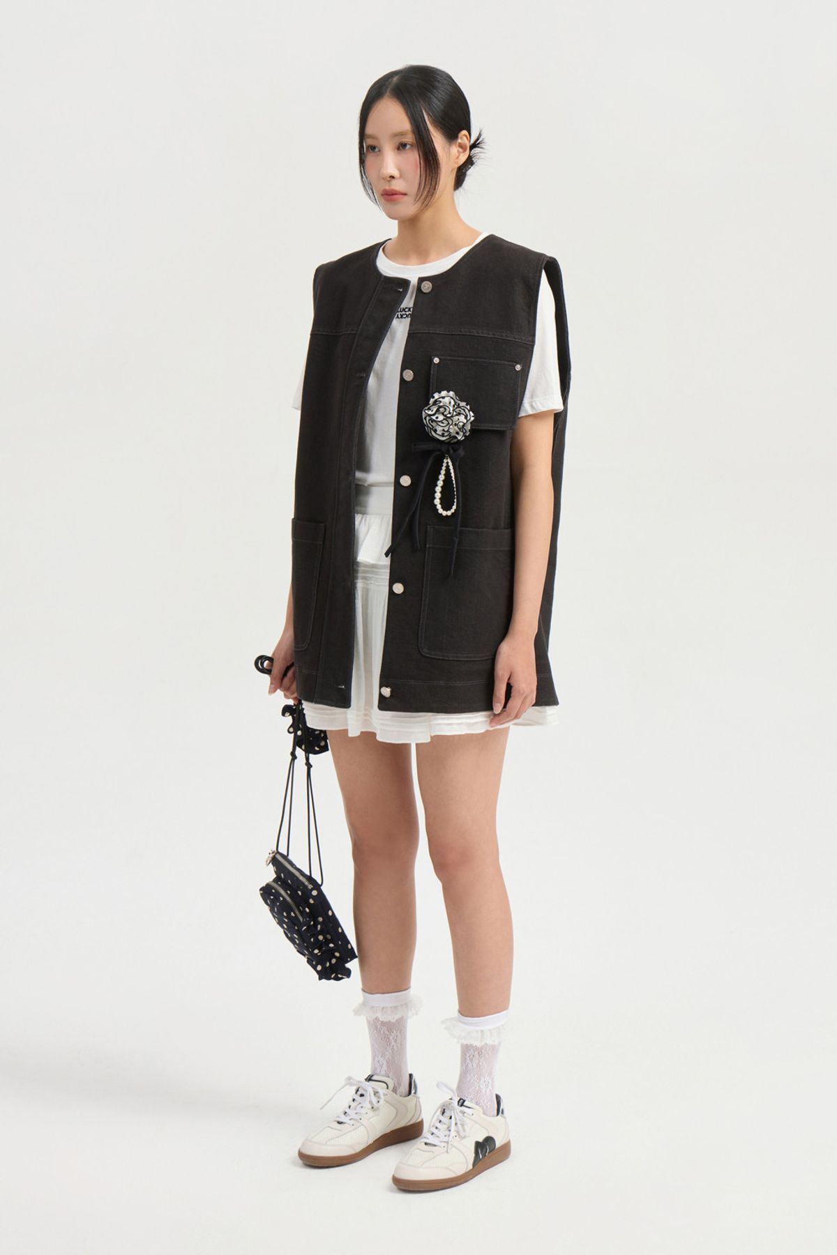 럭키슈에뜨(LUCKY CHOUETTE) Pin Tuck Point Mini Skirt (white) LFKAM25520WHX