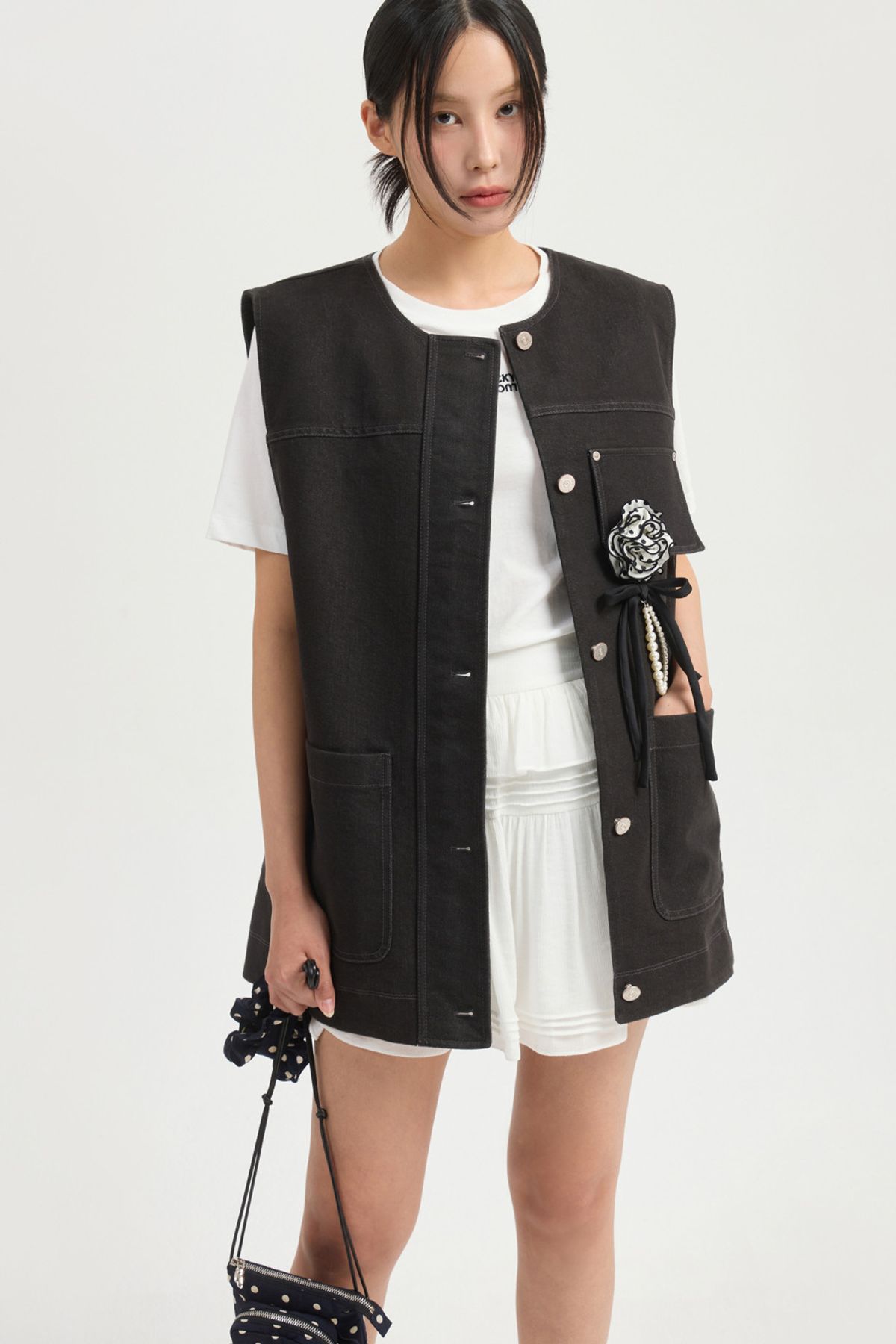 럭키슈에뜨(LUCKY CHOUETTE) Pin Tuck Point Mini Skirt (white) LFKAM25520WHX