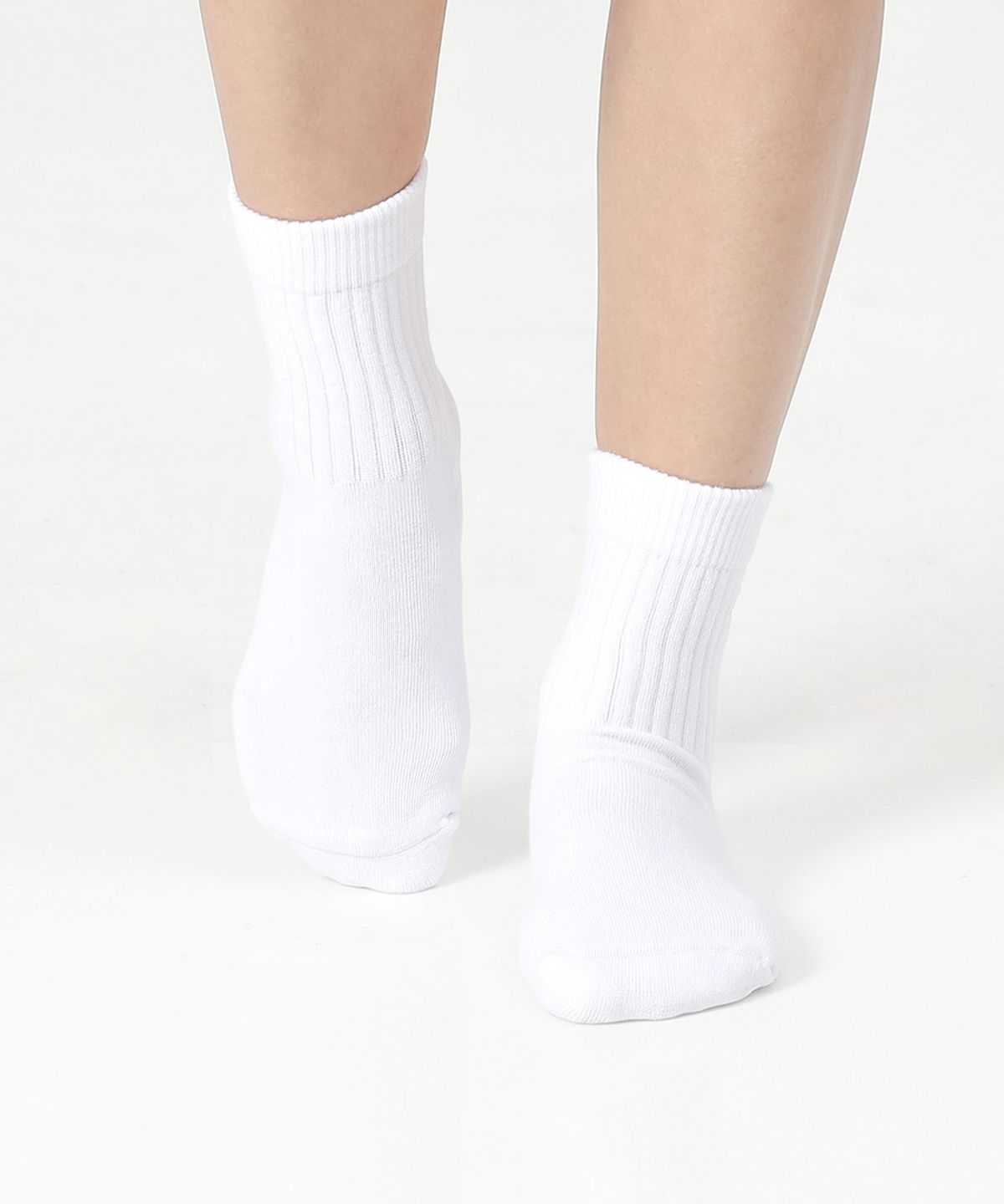 떰토(THUMBTOE) Crew Socks 스포츠 쿠션 크루삭스 무봉제 심리스 양말