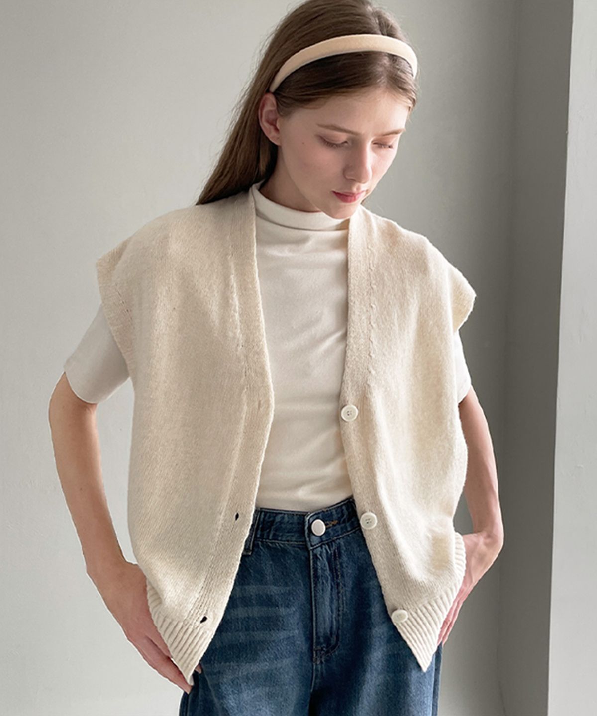 슬로우롤리(SLOWLOLLI) Lambswool knit vest