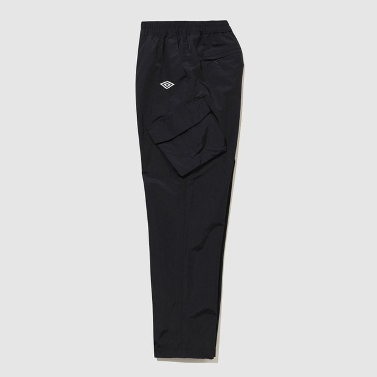 엄브로(UMBRO) [Umbro X White Mountaineering] 이지 카고 팬츠 블랙(UQ311CPT93)