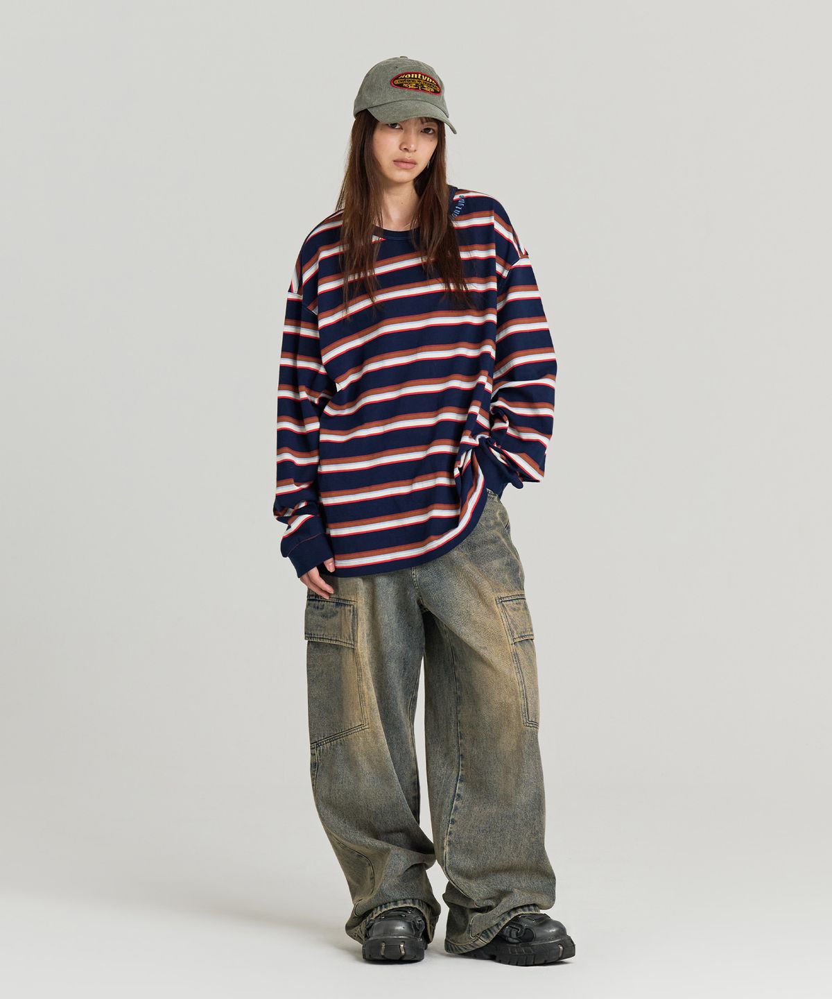 논타입(NONTYPE) BOLD MULTI STRIPE LONG SLEEVE (NAVY)