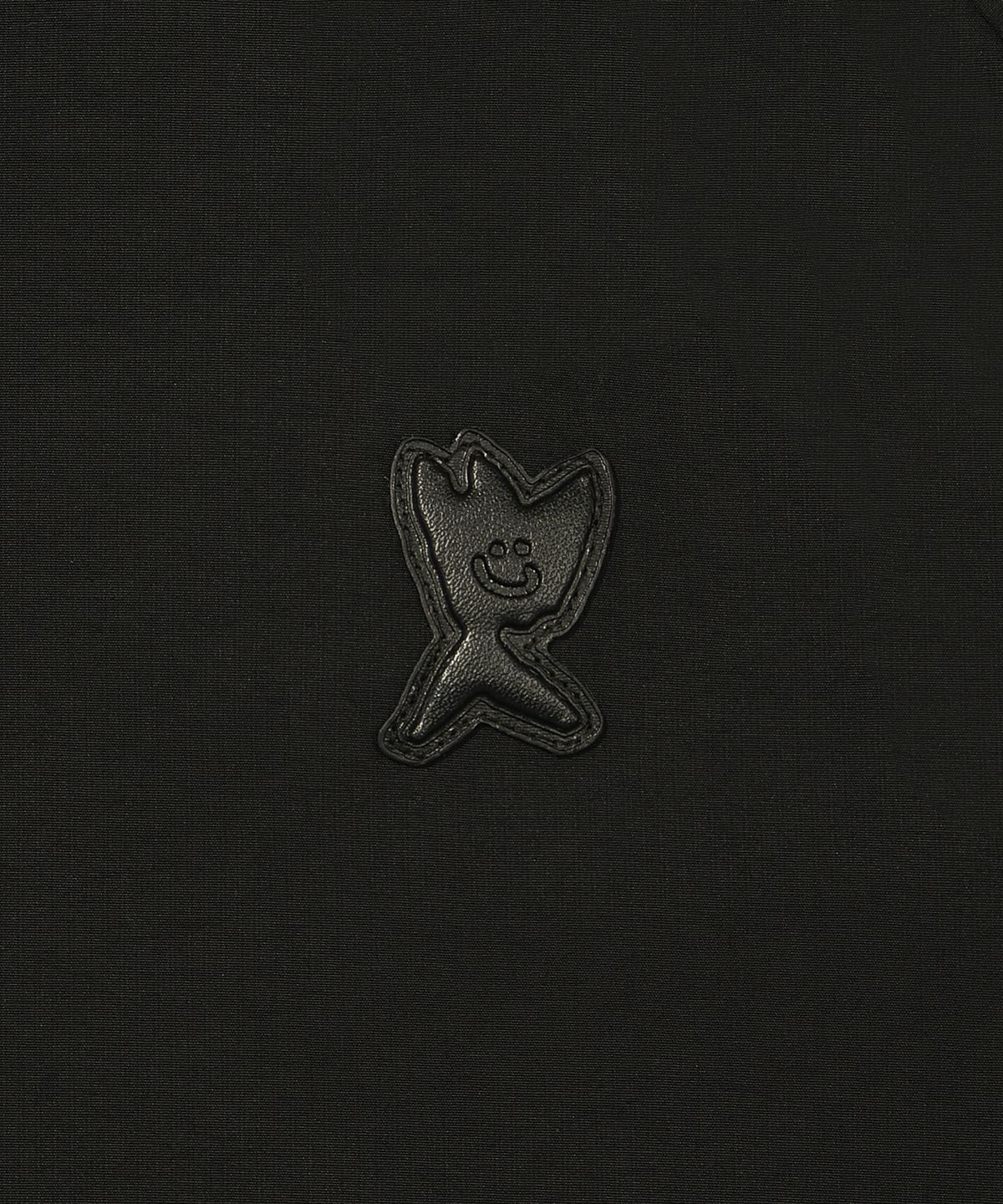 와키윌리(WACKY WILLY) 백 레터링 하이넥 풀집업 블랙