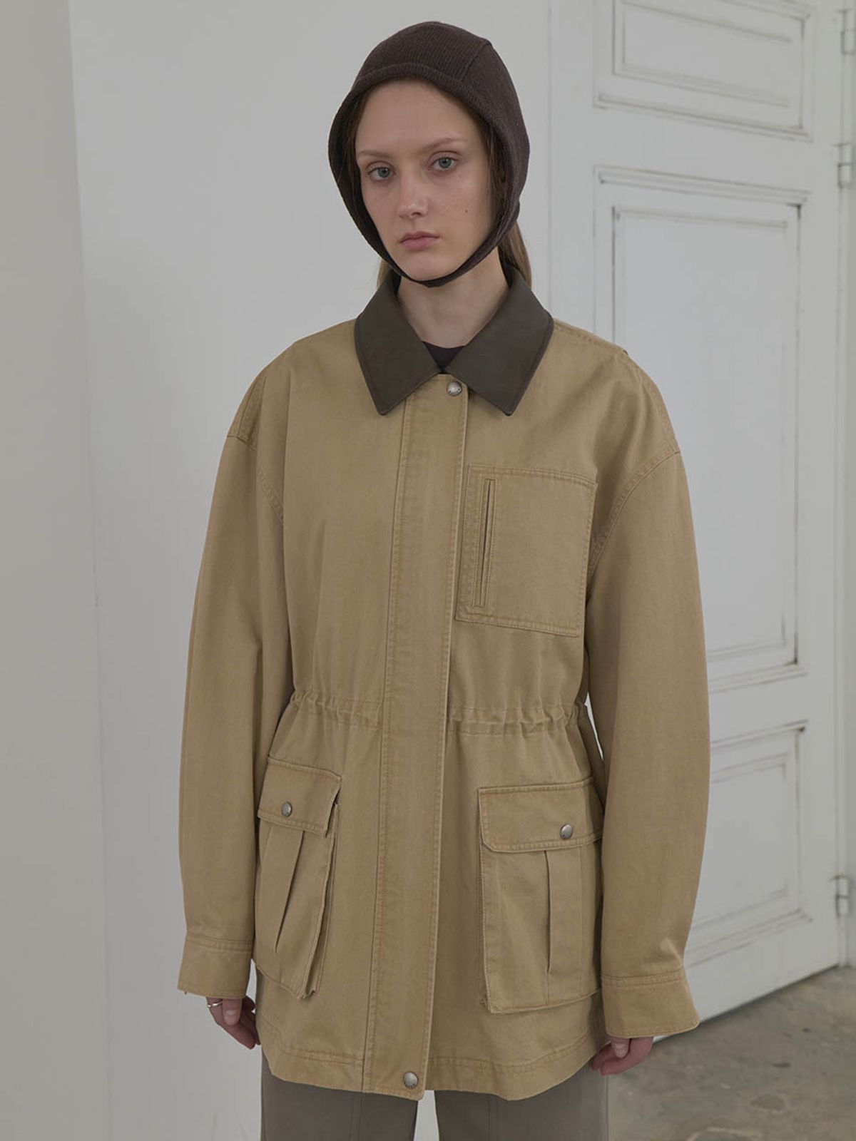 레이브(RAIVE) Cotton Half Work Jacket in Beige VW5AM065-91