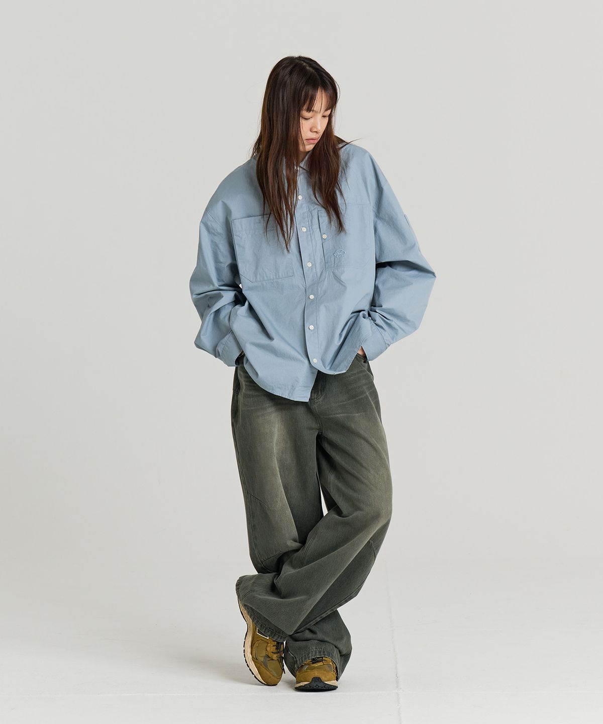 논타입(NONTYPE) DOUBLE EXO DART DENIM PANTS (WASHED KHAKI)