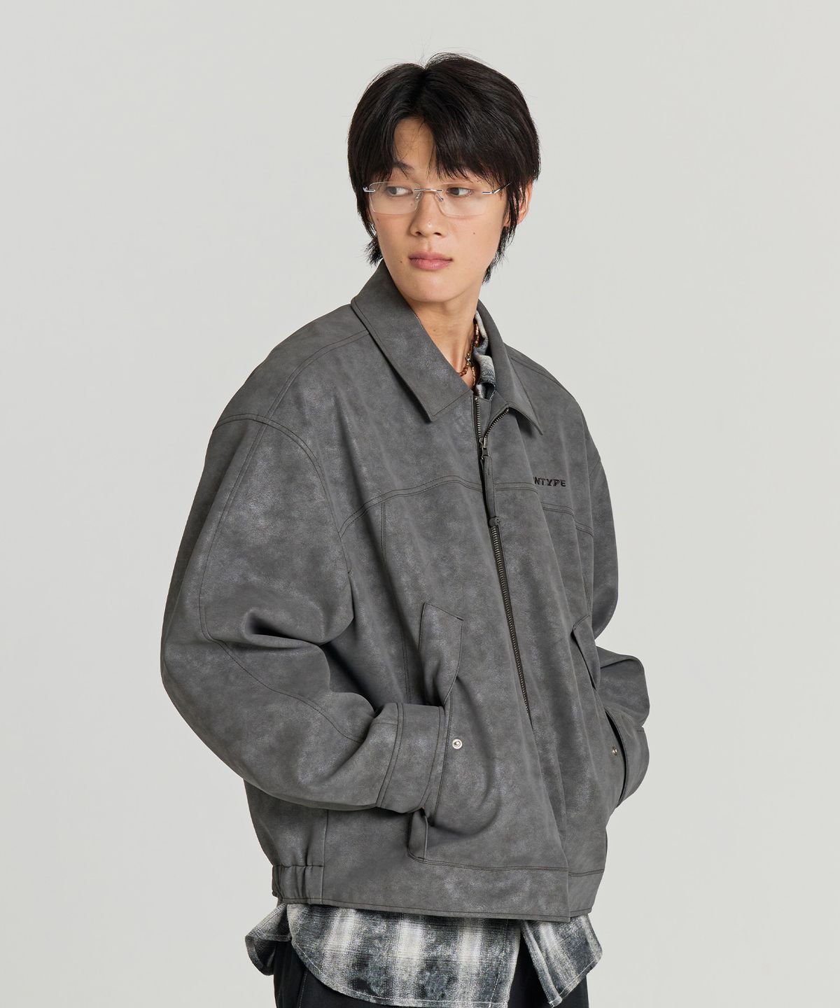 논타입(NONTYPE) SYNTHETIC LEATHER SECTOR JACKET (GREY)