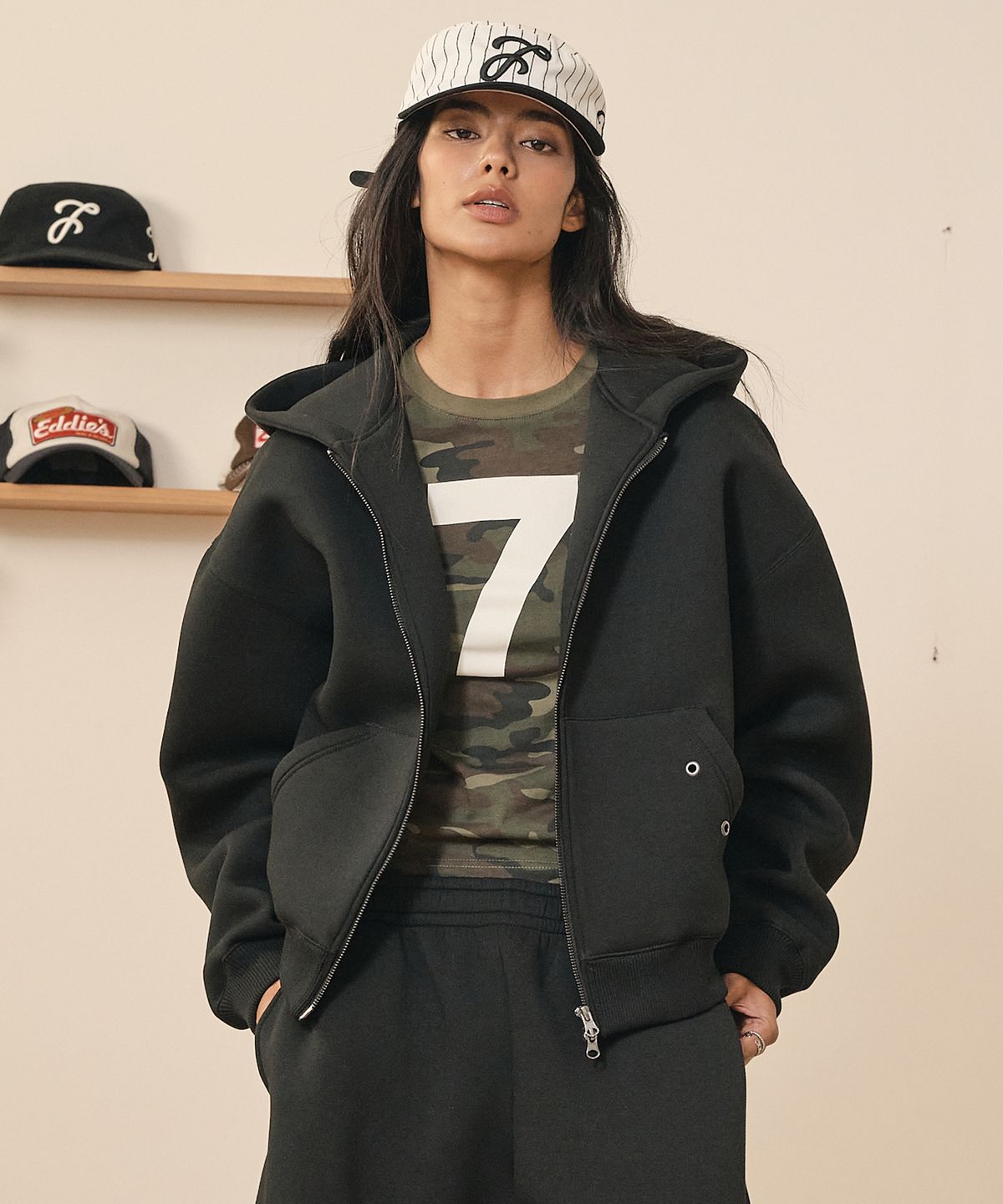 테이크이지(TAKEASY) [26 Ver][2PACK] 크롭 네오프렌 후드집업 블랙 (+솔리드 크롭 티셔츠 증정)