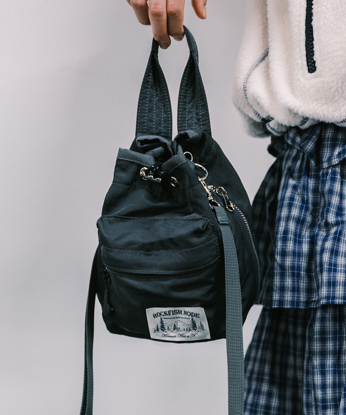 락피쉬웨더웨어(ROCKFISH WEATHERWEAR) NYLON DRAWSTRING MINI BAG - 4 colors
