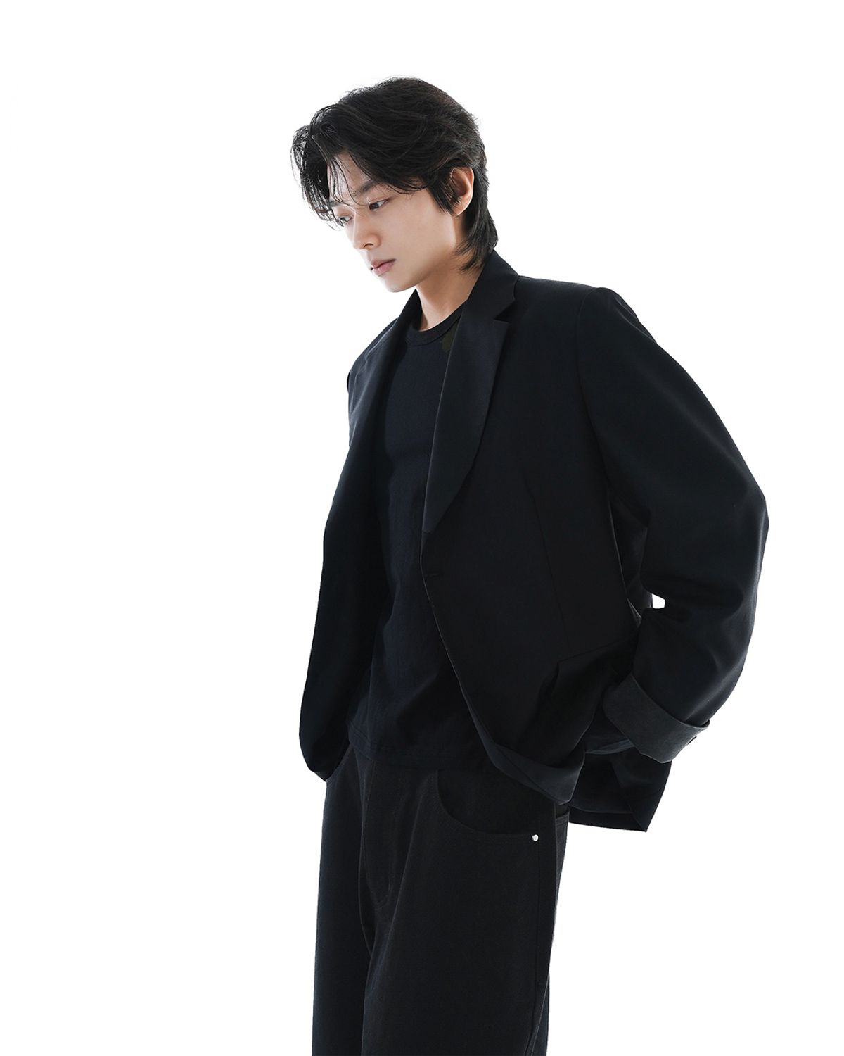 헤오진(HEOJIN) 레더 리빌 슬리브 울 블레이저_블랙
