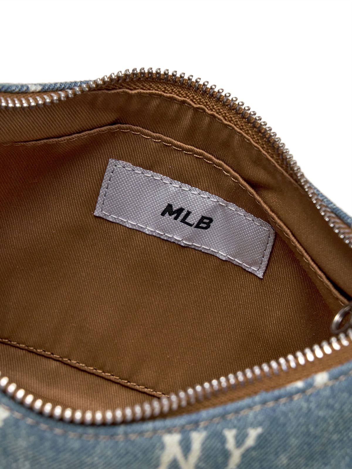 엠엘비(MLB) 클래식 모노그램 빈티지 데님 호보백 NY (L.Blue)