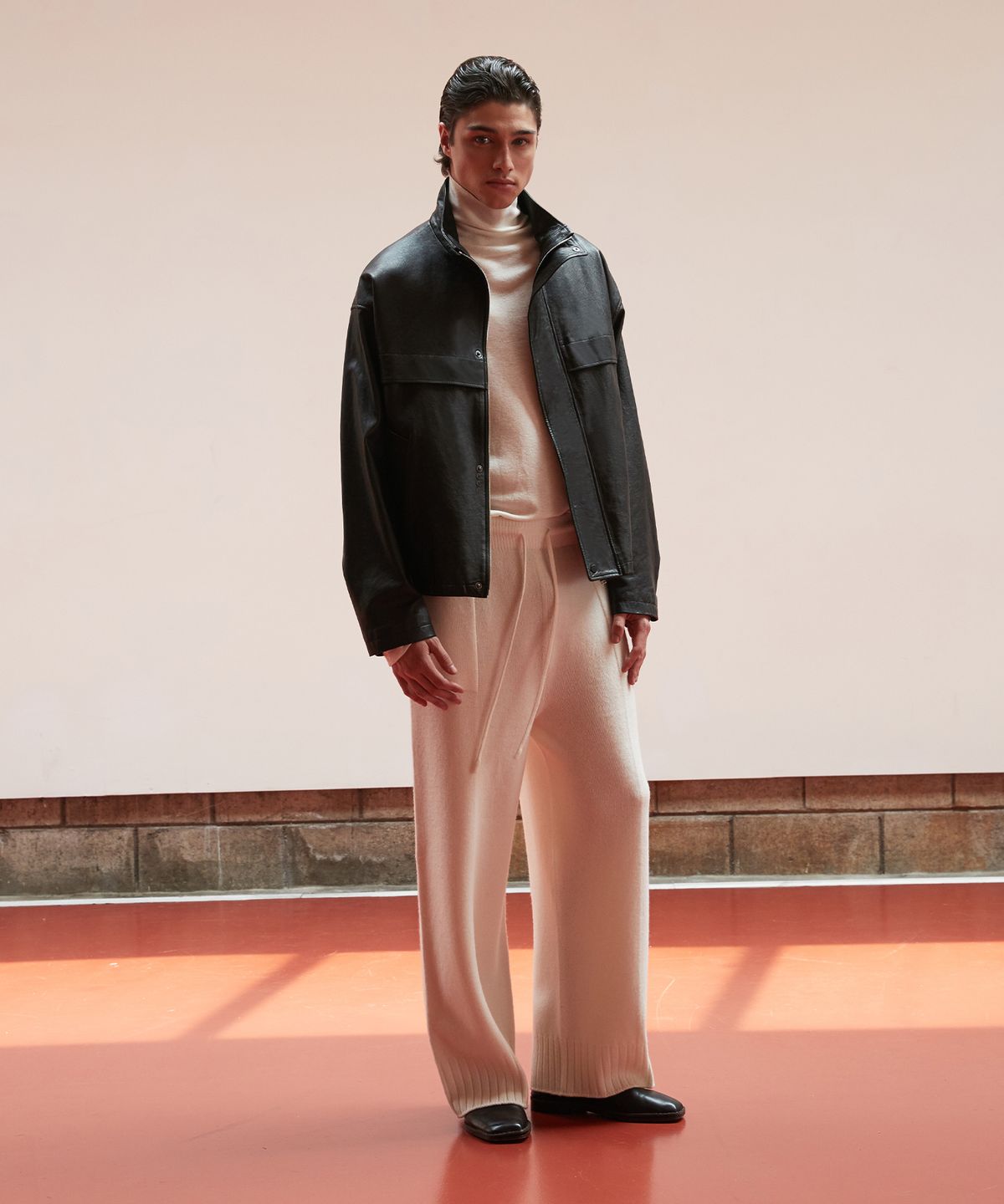 베르데마르(VERDEMAR) Vegetable Lambskin High-neck Jacket
