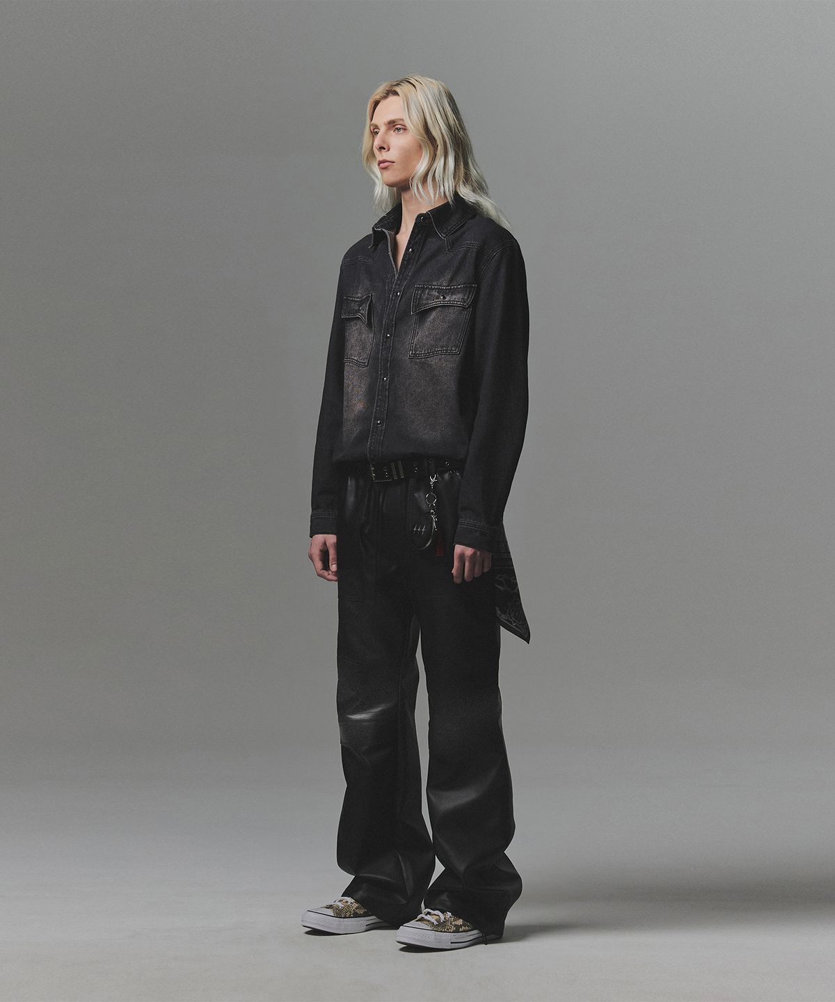 낫포너드(NOT4NERD) Paneled Suede Western Denim Shirt - Black