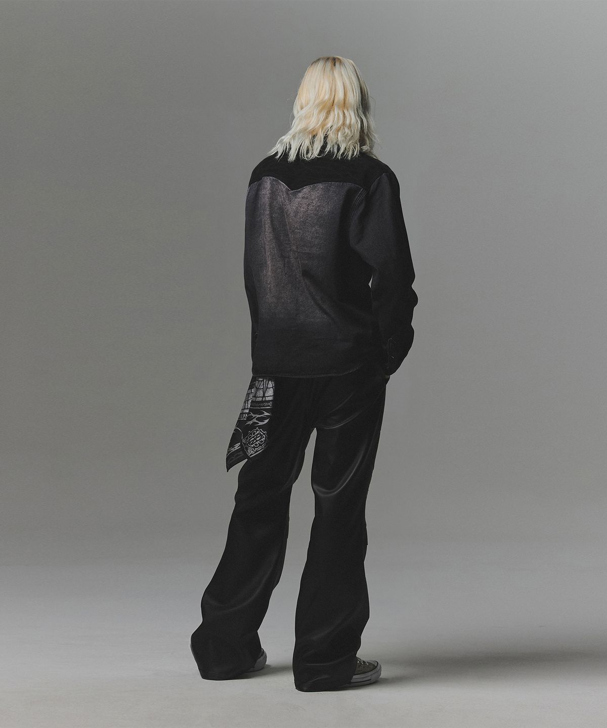 낫포너드(NOT4NERD) Paneled Suede Western Denim Shirt - Black
