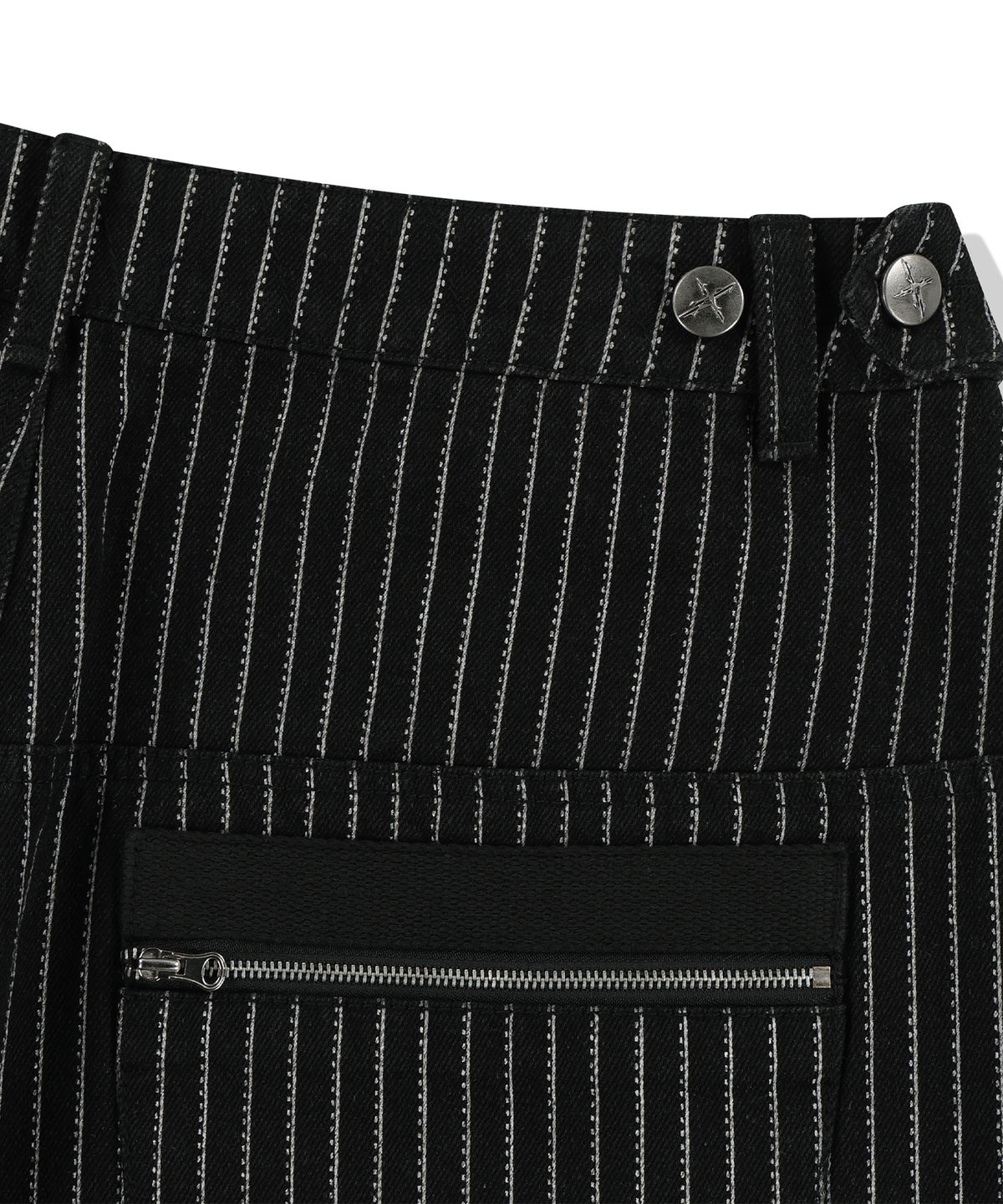 낫포너드(NOT4NERD) Waist Buckle Stripe Wide Fit Denim Pants - Black